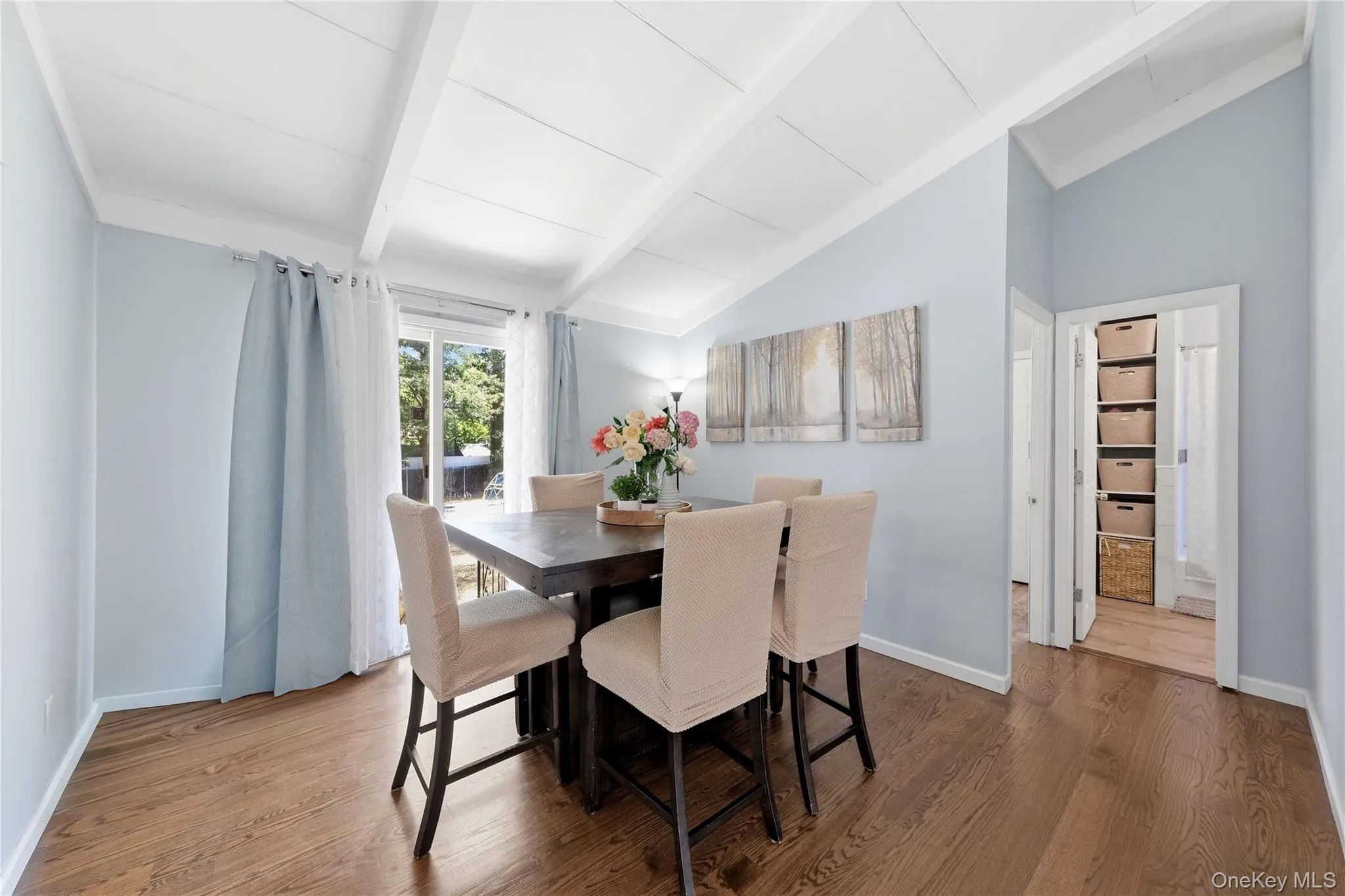 3 Herd Lane, Brookhaven, NY, 4 Bedrooms Bedrooms, 8 Rooms Rooms,2 BathroomsBathrooms,Residential,For Rent,Herd,0,1039635 3 Herd Lane, Brookhaven, NY, 4 Bedrooms Bedrooms, 8 Rooms Rooms,2 BathroomsBathrooms,Residential,For Rent,Herd,0,1039635