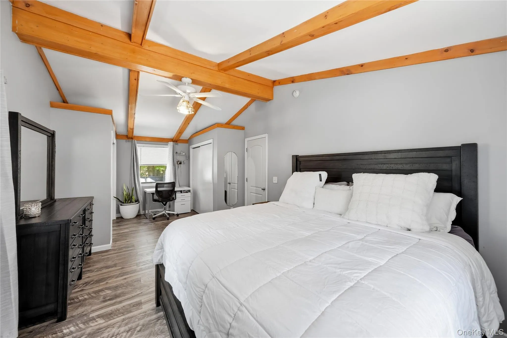 3 Herd Lane, Brookhaven, NY, 4 Bedrooms Bedrooms, 8 Rooms Rooms,2 BathroomsBathrooms,Residential,For Rent,Herd,0,1039635 3 Herd Lane, Brookhaven, NY, 4 Bedrooms Bedrooms, 8 Rooms Rooms,2 BathroomsBathrooms,Residential,For Rent,Herd,0,1039635