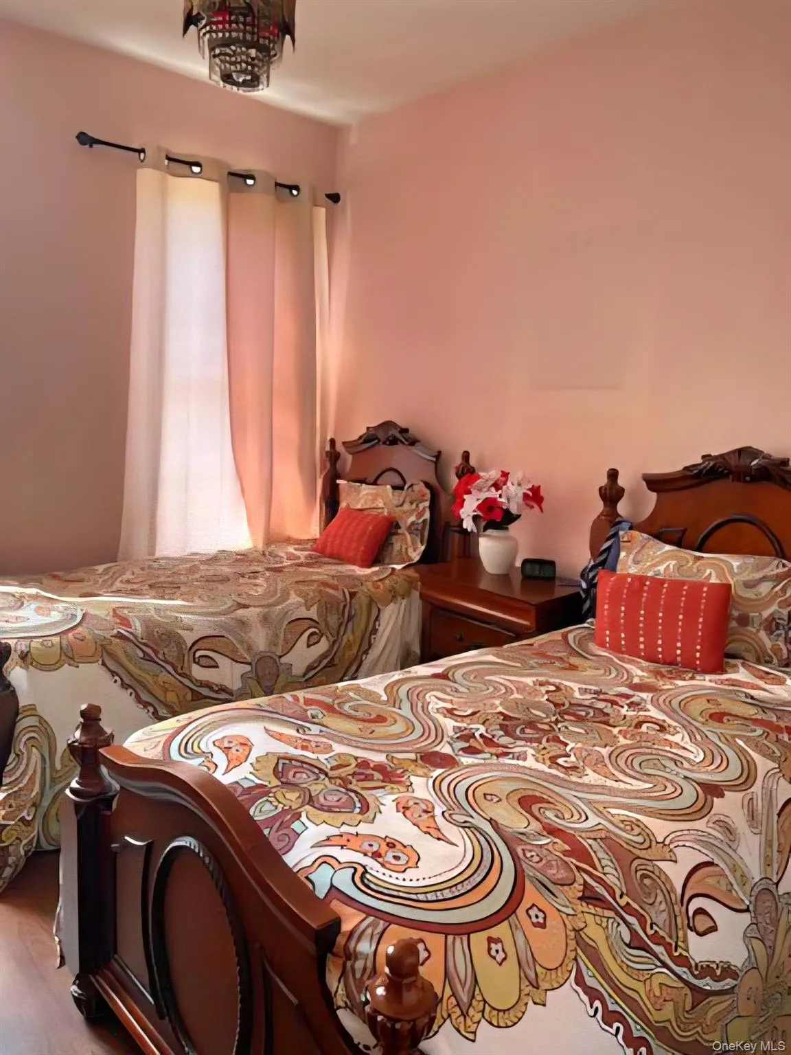 85 Louisa Street, New York, NY, 3 Bedroom Bedrooms, 6 Room Rooms,1 BathroomBathrooms,Residential Lease,For Rent,Louisa,0,1039636 85 Louisa Street, New York, NY, 3 Bedroom Bedrooms, 6 Room Rooms,1 BathroomBathrooms,Residential Lease,For Rent,Louisa,0,1039636