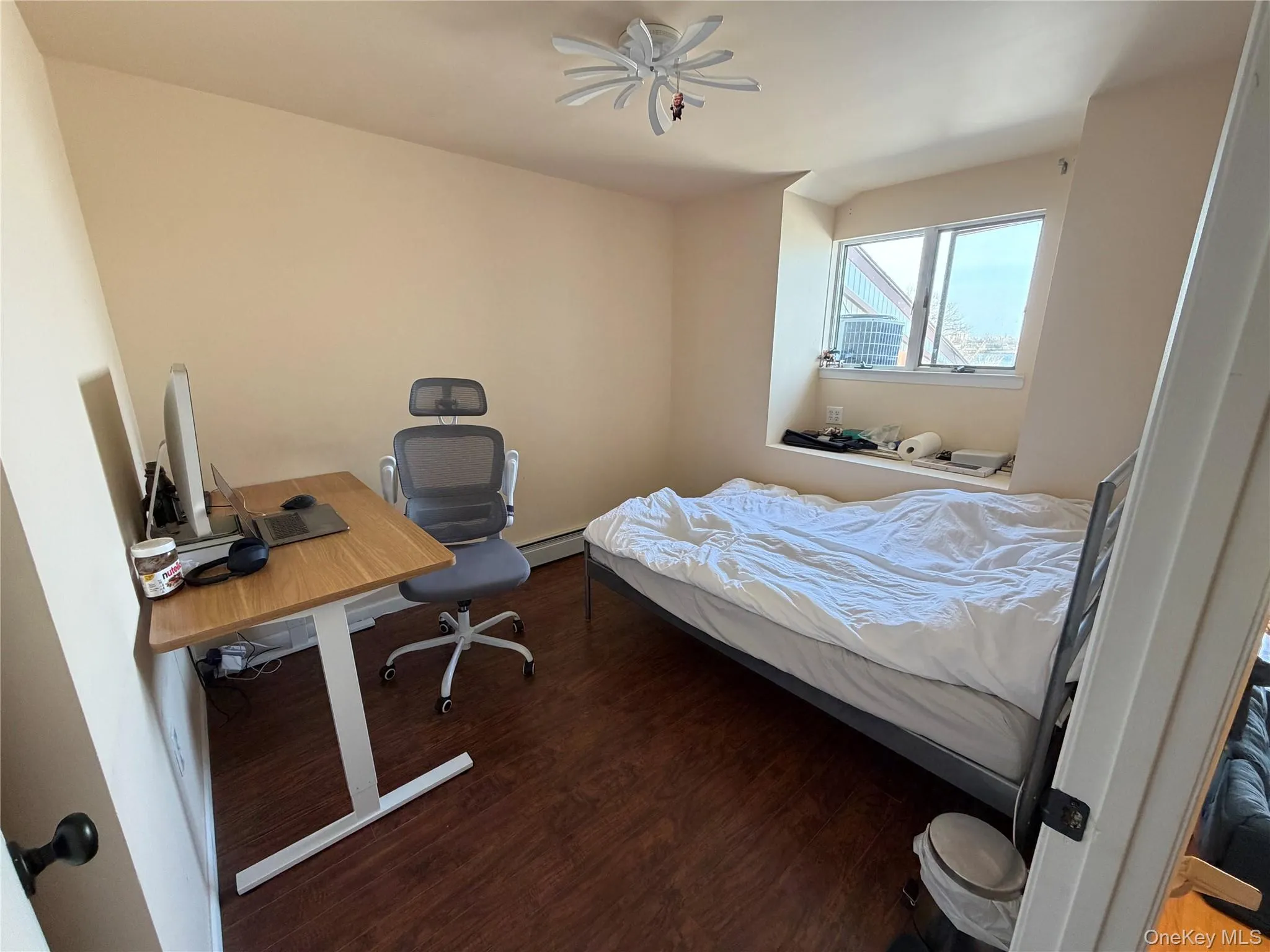 12021 Riviera Court, New York, NY, 3 Bedrooms Bedrooms, 5 Rooms Rooms,2 BathroomsBathrooms,Residential,For Rent,Riviera,0,1039640 12021 Riviera Court, New York, NY, 3 Bedrooms Bedrooms, 5 Rooms Rooms,2 BathroomsBathrooms,Residential,For Rent,Riviera,0,1039640