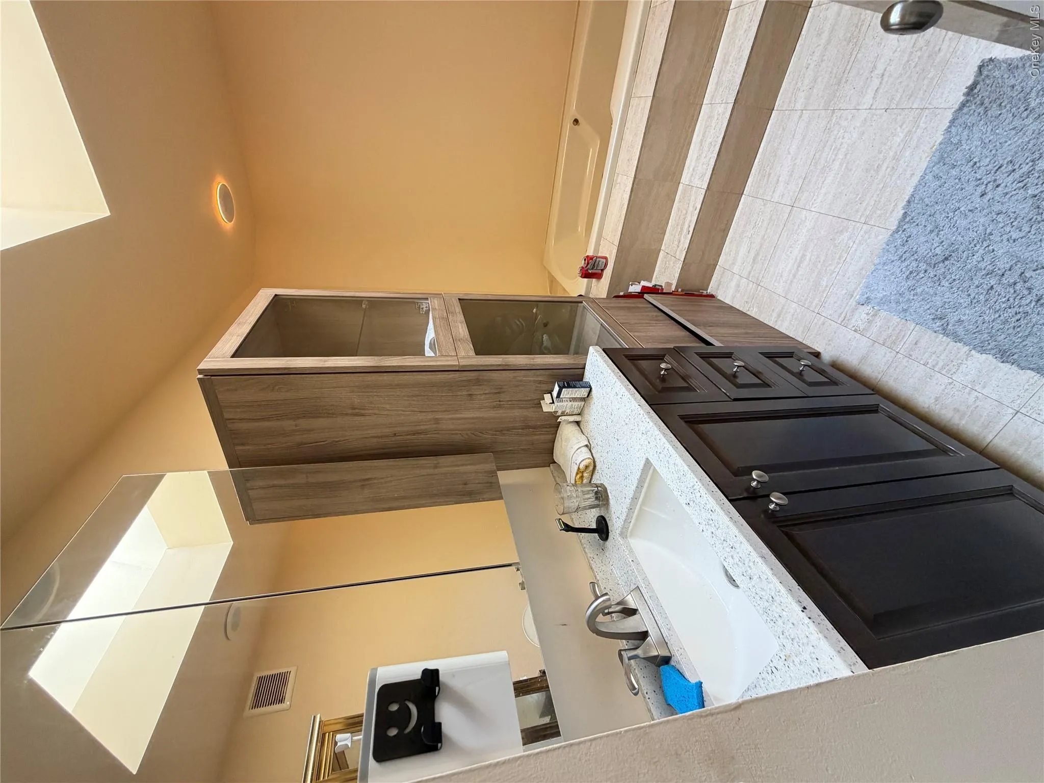 12021 Riviera Court, New York, NY, 3 Bedrooms Bedrooms, 5 Rooms Rooms,2 BathroomsBathrooms,Residential,For Rent,Riviera,0,1039640 12021 Riviera Court, New York, NY, 3 Bedrooms Bedrooms, 5 Rooms Rooms,2 BathroomsBathrooms,Residential,For Rent,Riviera,0,1039640