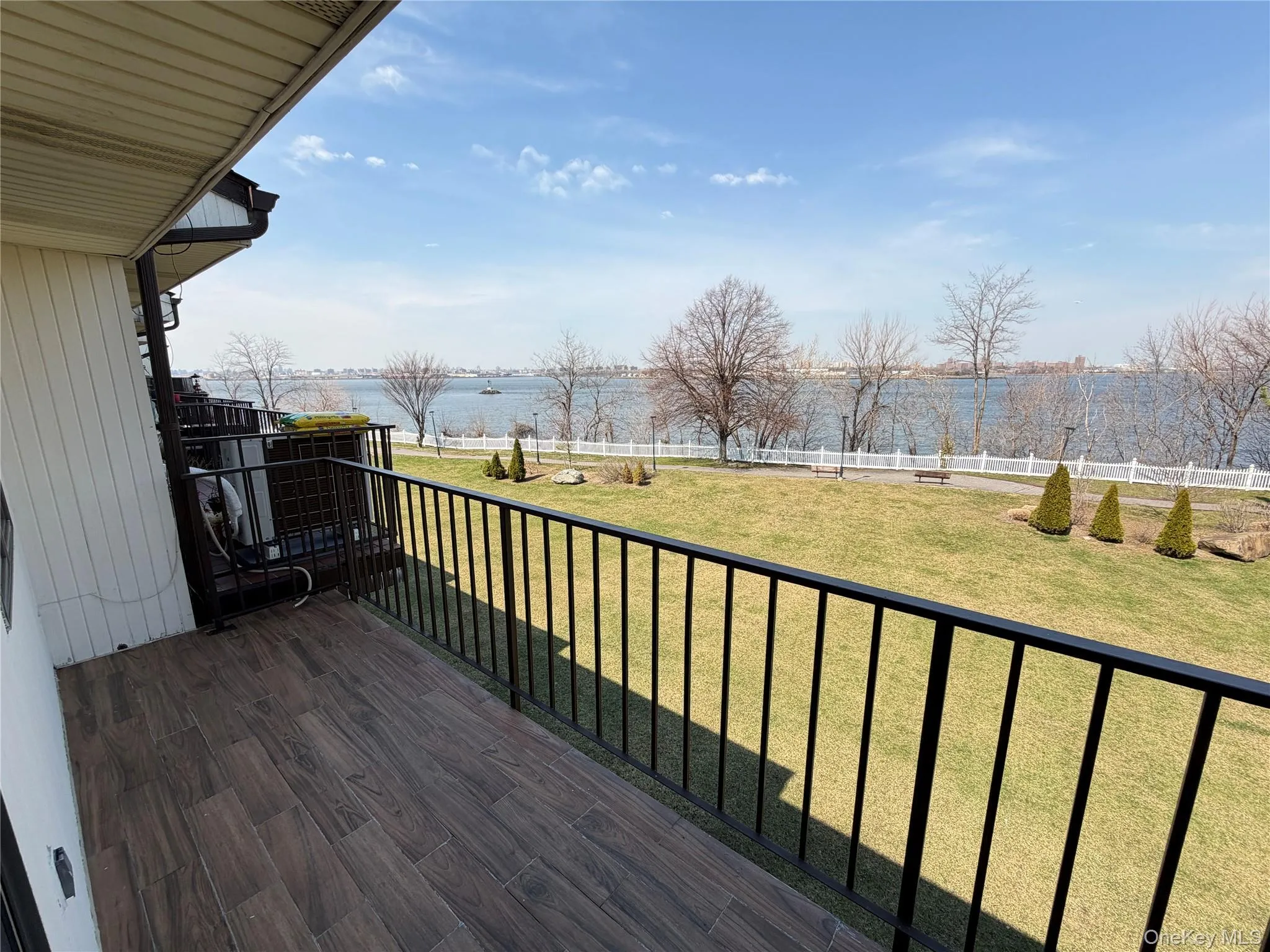 12021 Riviera Court, New York, NY, 3 Bedrooms Bedrooms, 5 Rooms Rooms,2 BathroomsBathrooms,Residential,For Rent,Riviera,0,1039640 12021 Riviera Court, New York, NY, 3 Bedrooms Bedrooms, 5 Rooms Rooms,2 BathroomsBathrooms,Residential,For Rent,Riviera,0,1039640