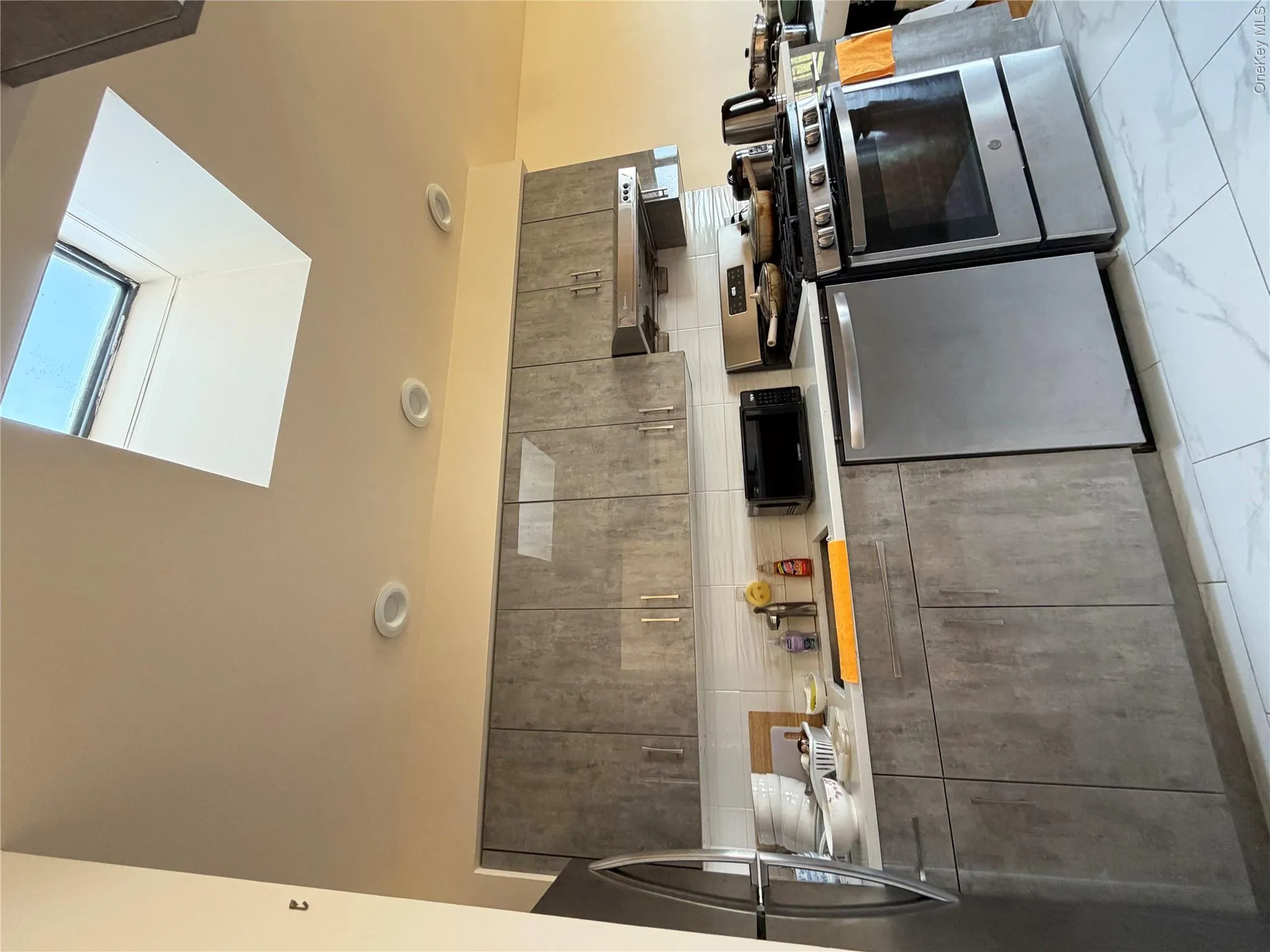 12021 Riviera Court, New York, NY, 3 Bedrooms Bedrooms, 5 Rooms Rooms,2 BathroomsBathrooms,Residential,For Rent,Riviera,0,1039640 12021 Riviera Court, New York, NY, 3 Bedrooms Bedrooms, 5 Rooms Rooms,2 BathroomsBathrooms,Residential,For Rent,Riviera,0,1039640