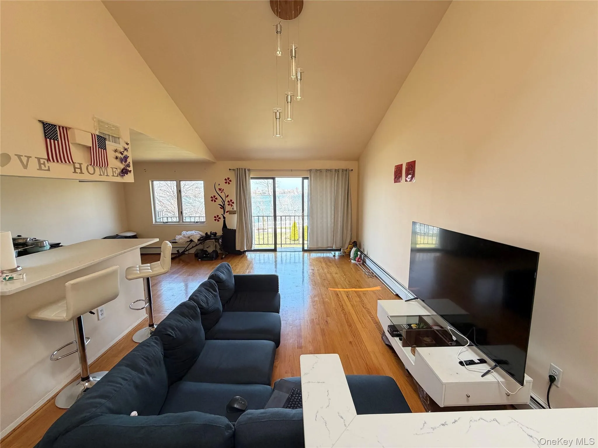12021 Riviera Court, New York, NY, 3 Bedrooms Bedrooms, 5 Rooms Rooms,2 BathroomsBathrooms,Residential,For Rent,Riviera,0,1039640 12021 Riviera Court, New York, NY, 3 Bedrooms Bedrooms, 5 Rooms Rooms,2 BathroomsBathrooms,Residential,For Rent,Riviera,0,1039640