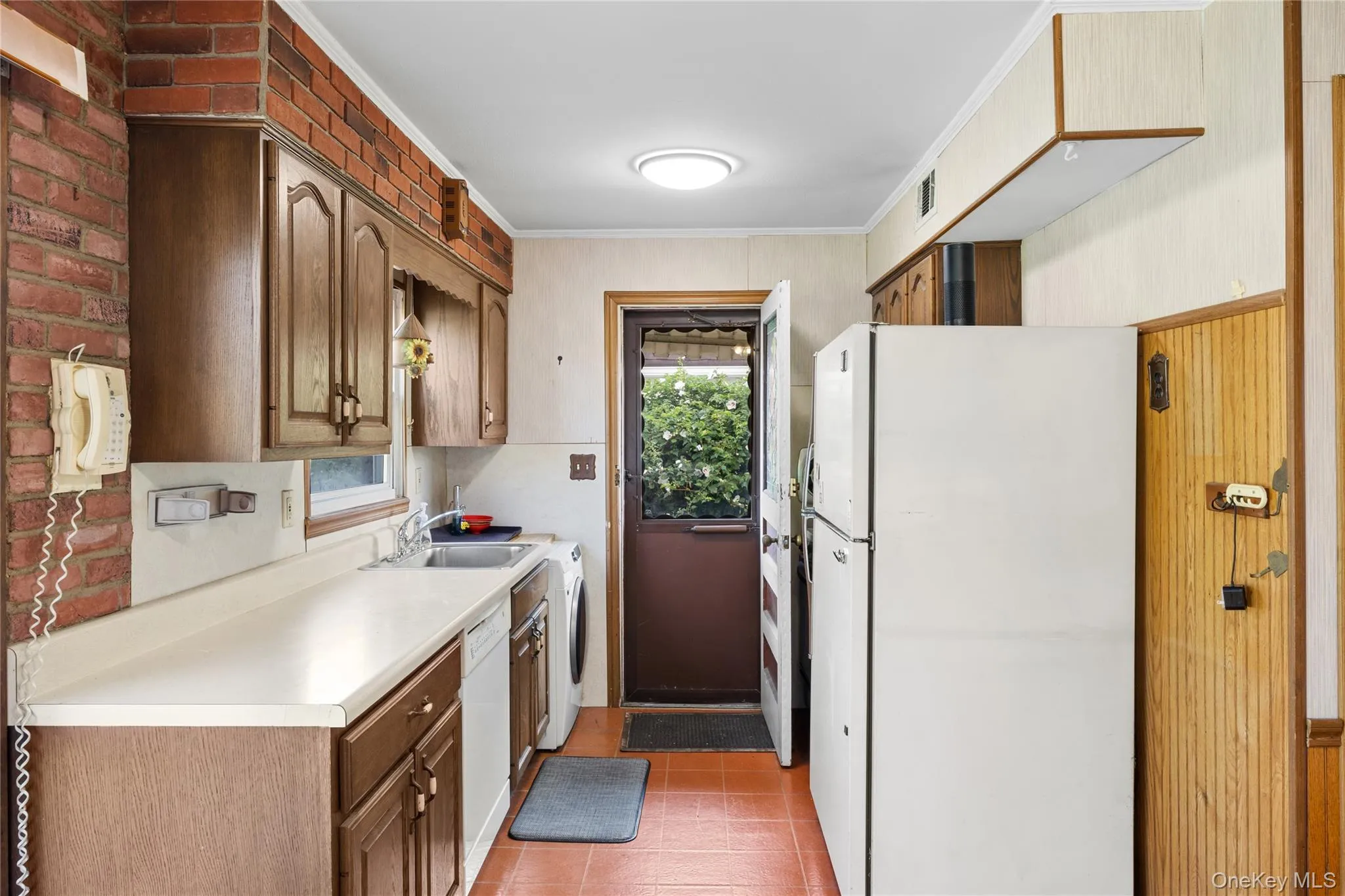 44 Pine Lane, Hempstead, NY, 4 Bedrooms Bedrooms, 8 Rooms Rooms,2 BathroomsBathrooms,Residential,For Rent,Pine,0,1039641 44 Pine Lane, Hempstead, NY, 4 Bedrooms Bedrooms, 8 Rooms Rooms,2 BathroomsBathrooms,Residential,For Rent,Pine,0,1039641