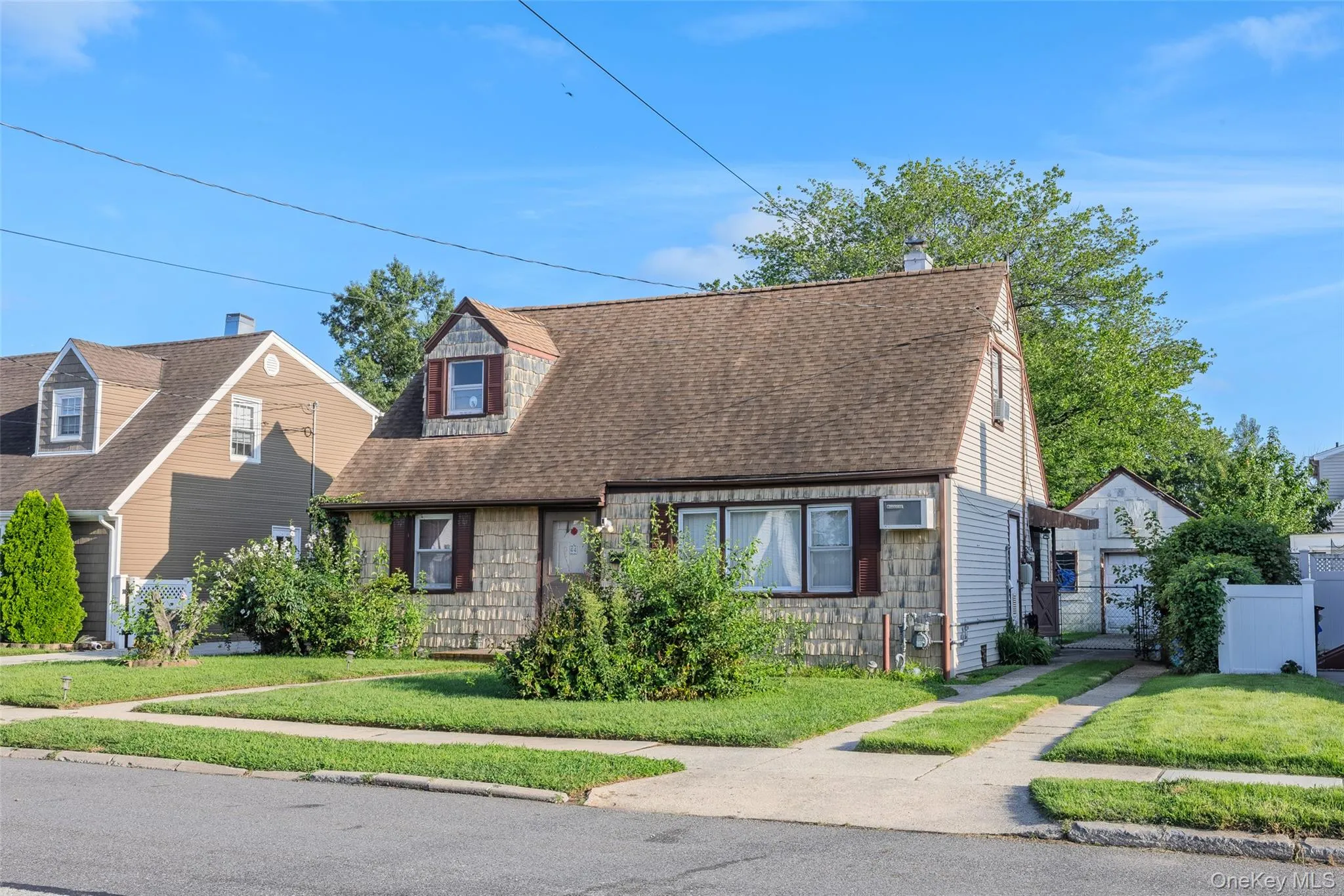 44 Pine Lane, Hempstead, NY, 4 Bedrooms Bedrooms, 8 Rooms Rooms,2 BathroomsBathrooms,Residential,For Rent,Pine,0,1039641 44 Pine Lane, Hempstead, NY, 4 Bedrooms Bedrooms, 8 Rooms Rooms,2 BathroomsBathrooms,Residential,For Rent,Pine,0,1039641