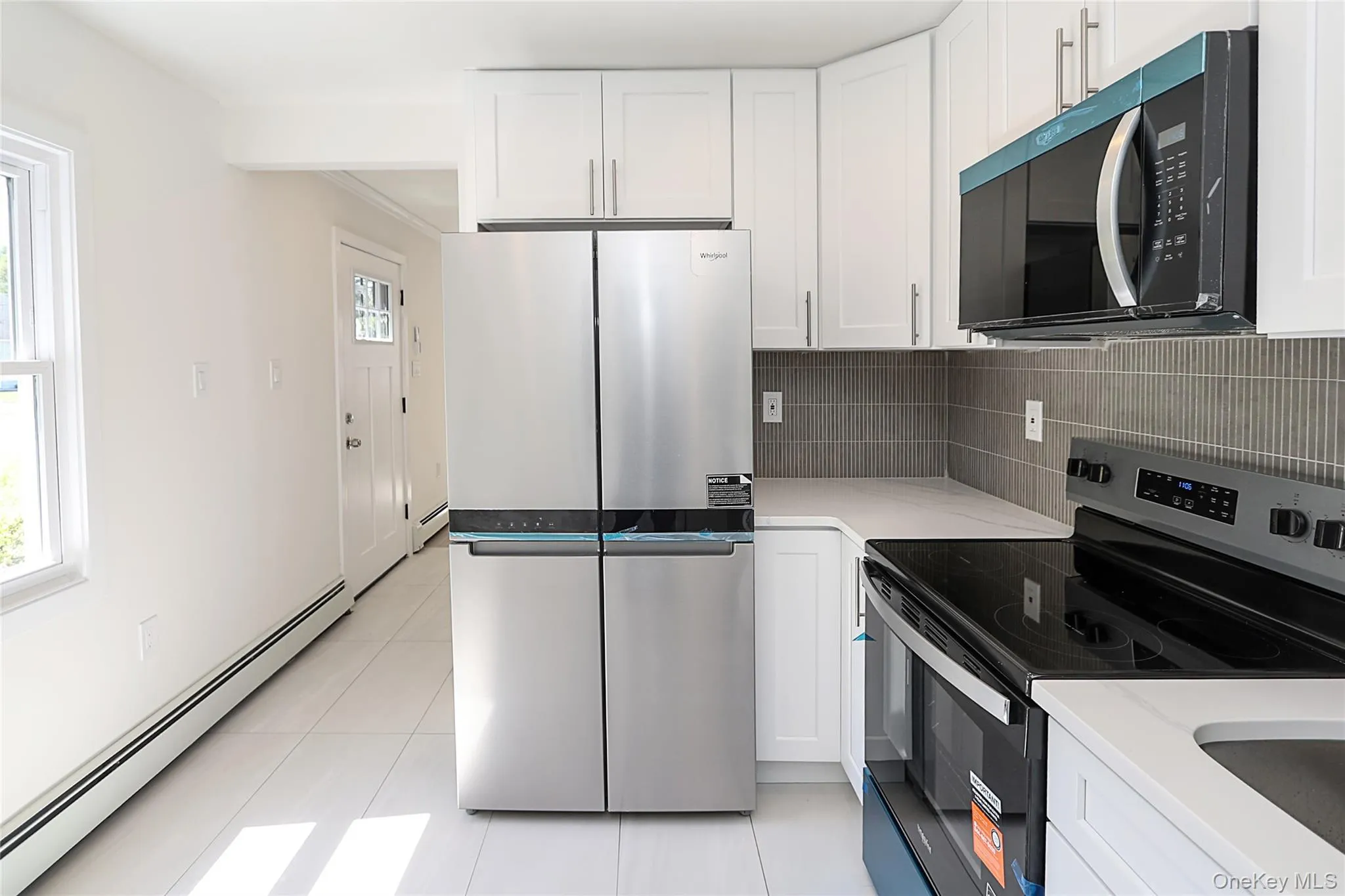 12 Garland, North Hempstead, NY, 4 Bedrooms Bedrooms, 6 Rooms Rooms,2 BathroomsBathrooms,Residential,For Rent,Garland,0,1039645 12 Garland, North Hempstead, NY, 4 Bedrooms Bedrooms, 6 Rooms Rooms,2 BathroomsBathrooms,Residential,For Rent,Garland,0,1039645