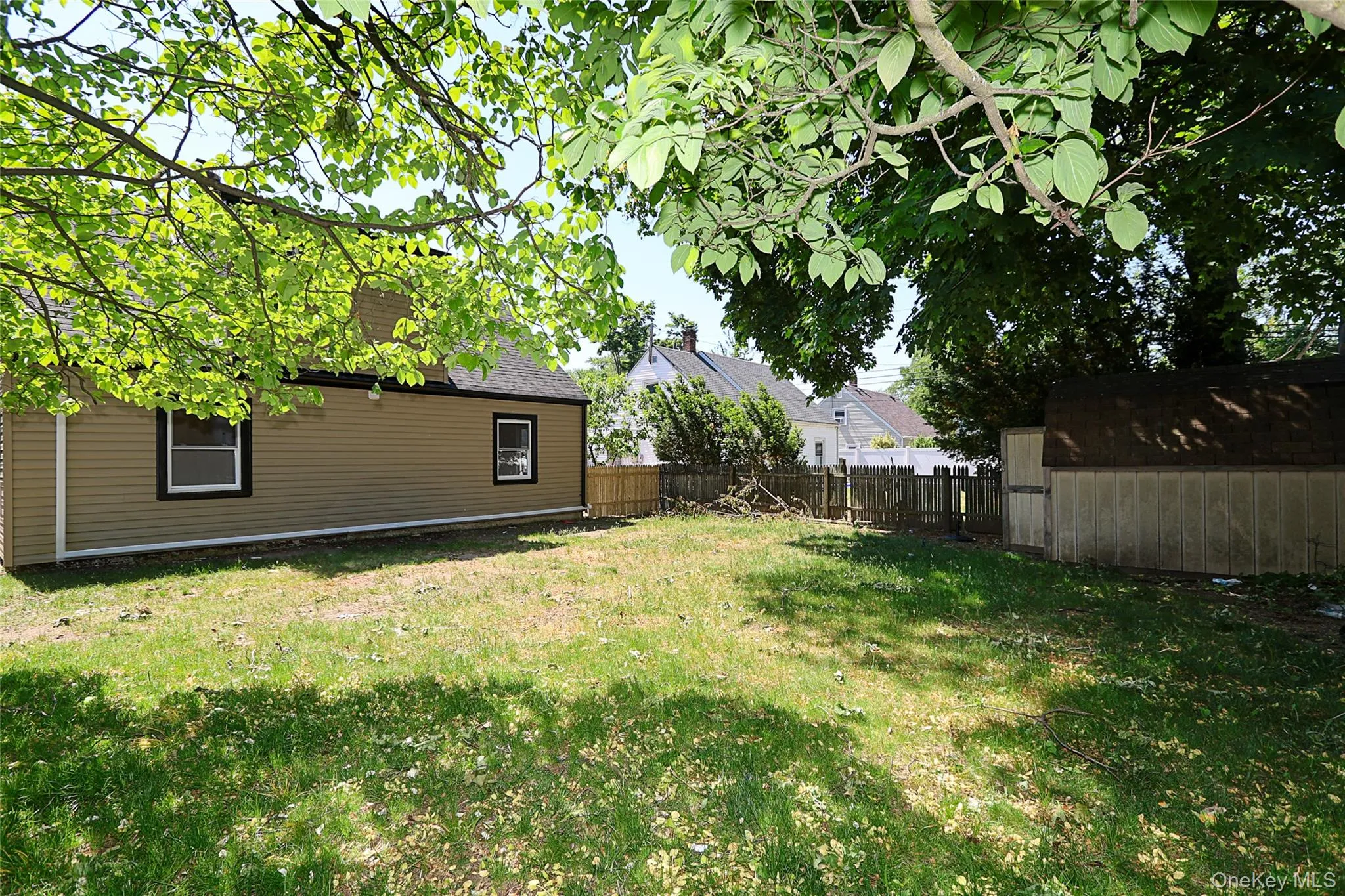 12 Garland, North Hempstead, NY, 4 Bedrooms Bedrooms, 6 Rooms Rooms,2 BathroomsBathrooms,Residential,For Rent,Garland,0,1039645 12 Garland, North Hempstead, NY, 4 Bedrooms Bedrooms, 6 Rooms Rooms,2 BathroomsBathrooms,Residential,For Rent,Garland,0,1039645