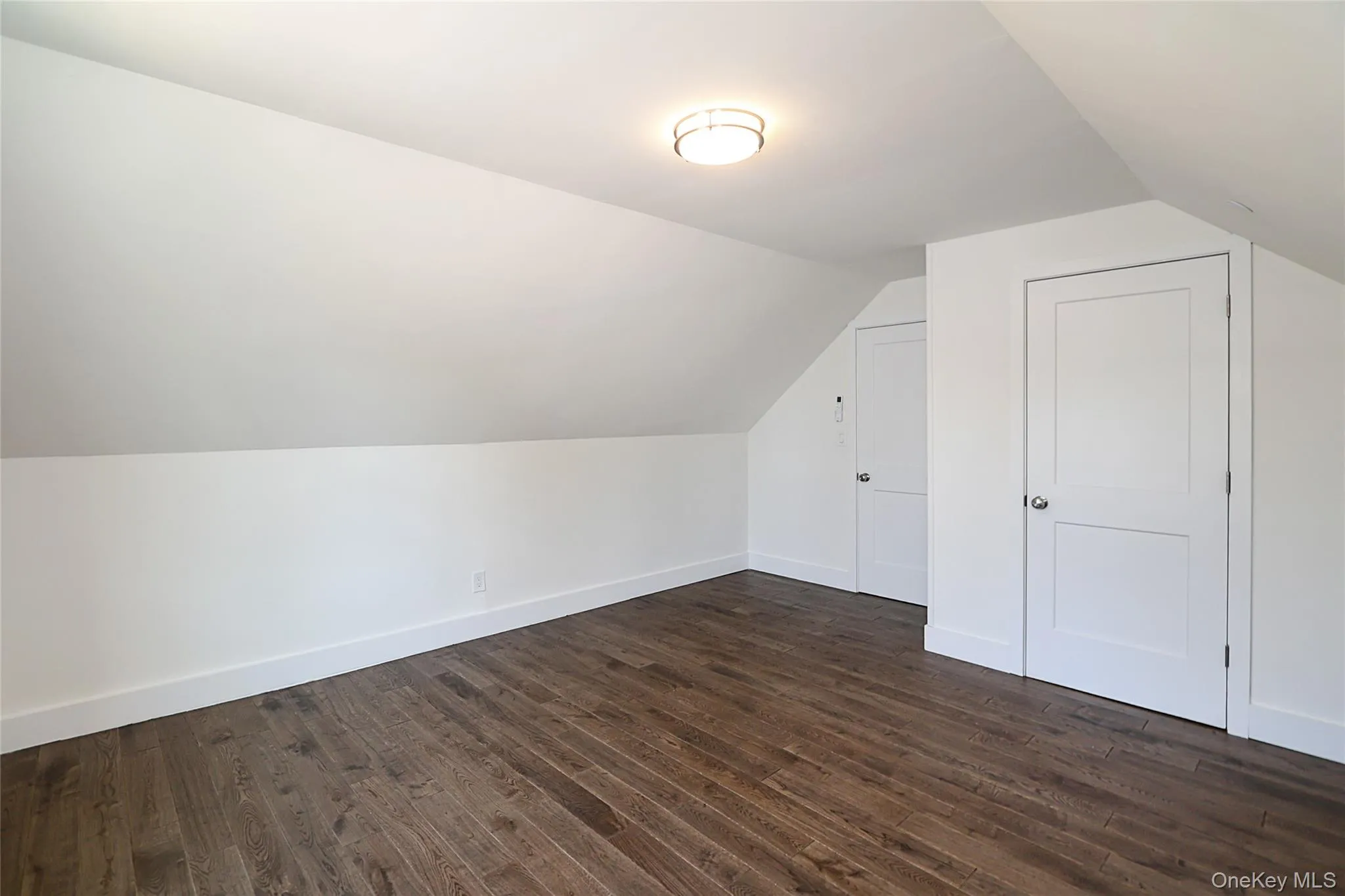 12 Garland, North Hempstead, NY, 4 Bedrooms Bedrooms, 6 Rooms Rooms,2 BathroomsBathrooms,Residential,For Rent,Garland,0,1039645 12 Garland, North Hempstead, NY, 4 Bedrooms Bedrooms, 6 Rooms Rooms,2 BathroomsBathrooms,Residential,For Rent,Garland,0,1039645