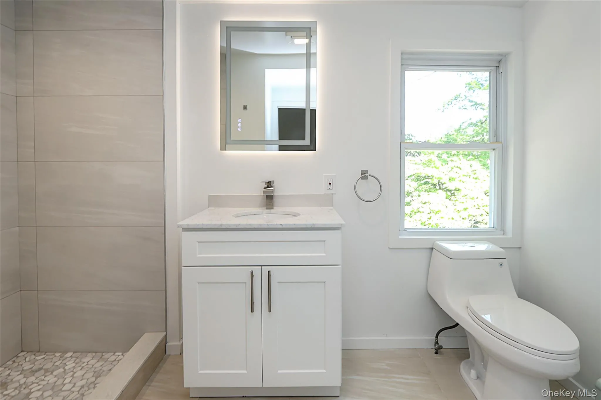 12 Garland, North Hempstead, NY, 4 Bedrooms Bedrooms, 6 Rooms Rooms,2 BathroomsBathrooms,Residential,For Rent,Garland,0,1039645 12 Garland, North Hempstead, NY, 4 Bedrooms Bedrooms, 6 Rooms Rooms,2 BathroomsBathrooms,Residential,For Rent,Garland,0,1039645