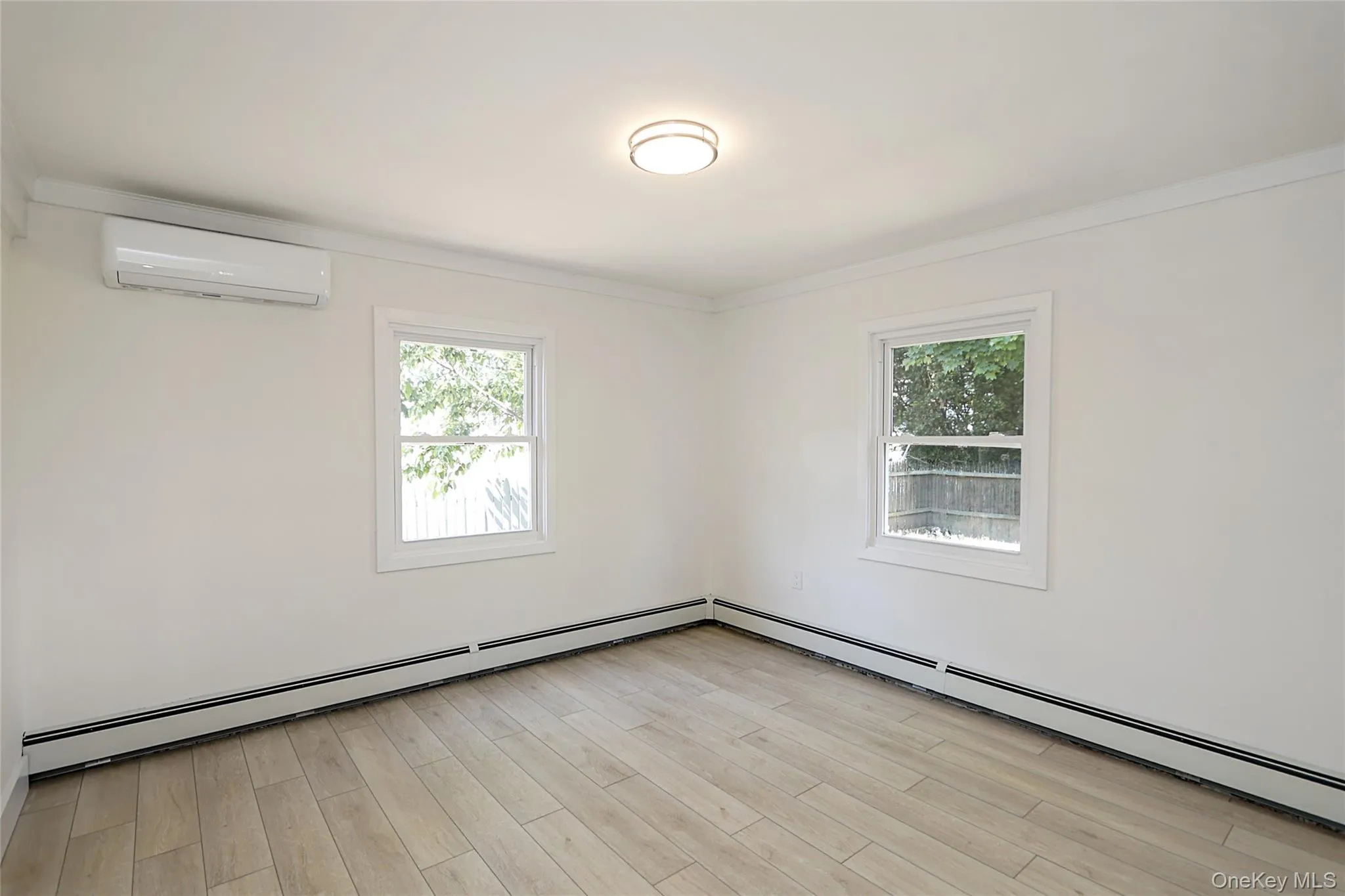 12 Garland, North Hempstead, NY, 4 Bedrooms Bedrooms, 6 Rooms Rooms,2 BathroomsBathrooms,Residential,For Rent,Garland,0,1039645 12 Garland, North Hempstead, NY, 4 Bedrooms Bedrooms, 6 Rooms Rooms,2 BathroomsBathrooms,Residential,For Rent,Garland,0,1039645