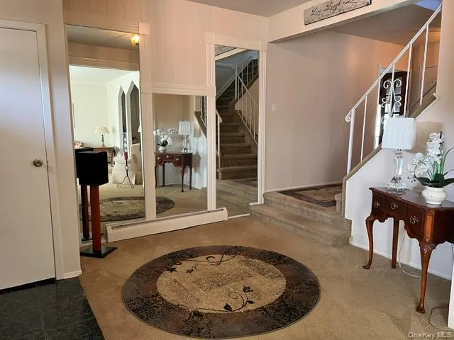 32 Columbine Lane, Smithtown, NY, 4 Bedrooms Bedrooms, 9 Rooms Rooms,2 BathroomsBathrooms,Residential,For Rent,Columbine,0,1039646 32 Columbine Lane, Smithtown, NY, 4 Bedrooms Bedrooms, 9 Rooms Rooms,2 BathroomsBathrooms,Residential,For Rent,Columbine,0,1039646