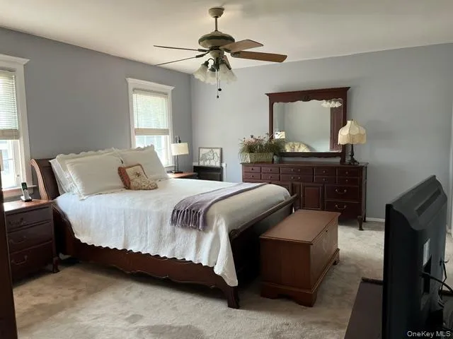 32 Columbine Lane, Smithtown, NY, 4 Bedrooms Bedrooms, 9 Rooms Rooms,2 BathroomsBathrooms,Residential,For Rent,Columbine,0,1039646 32 Columbine Lane, Smithtown, NY, 4 Bedrooms Bedrooms, 9 Rooms Rooms,2 BathroomsBathrooms,Residential,For Rent,Columbine,0,1039646