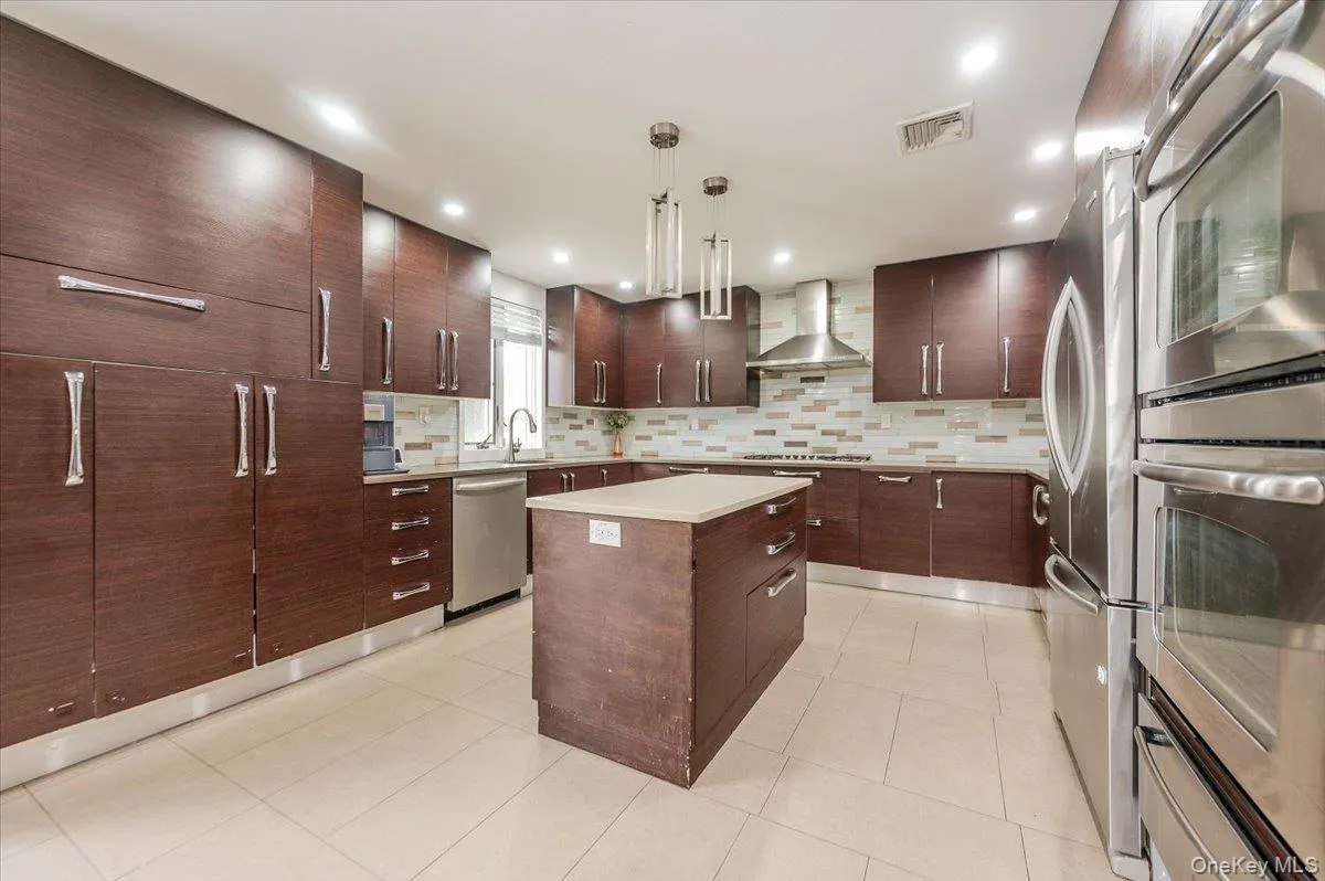 448 Westminster Road, Hempstead, NY, 4 Bedrooms Bedrooms, 8 Rooms Rooms,2 BathroomsBathrooms,Residential,For Rent,Westminster,0,1039648 448 Westminster Road, Hempstead, NY, 4 Bedrooms Bedrooms, 8 Rooms Rooms,2 BathroomsBathrooms,Residential,For Rent,Westminster,0,1039648