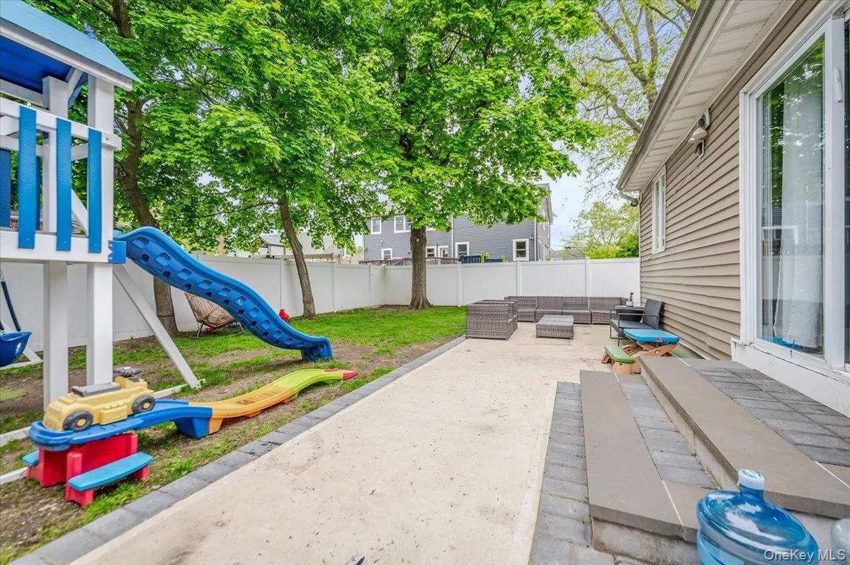 448 Westminster Road, Hempstead, NY, 4 Bedrooms Bedrooms, 8 Rooms Rooms,2 BathroomsBathrooms,Residential,For Rent,Westminster,0,1039648 448 Westminster Road, Hempstead, NY, 4 Bedrooms Bedrooms, 8 Rooms Rooms,2 BathroomsBathrooms,Residential,For Rent,Westminster,0,1039648