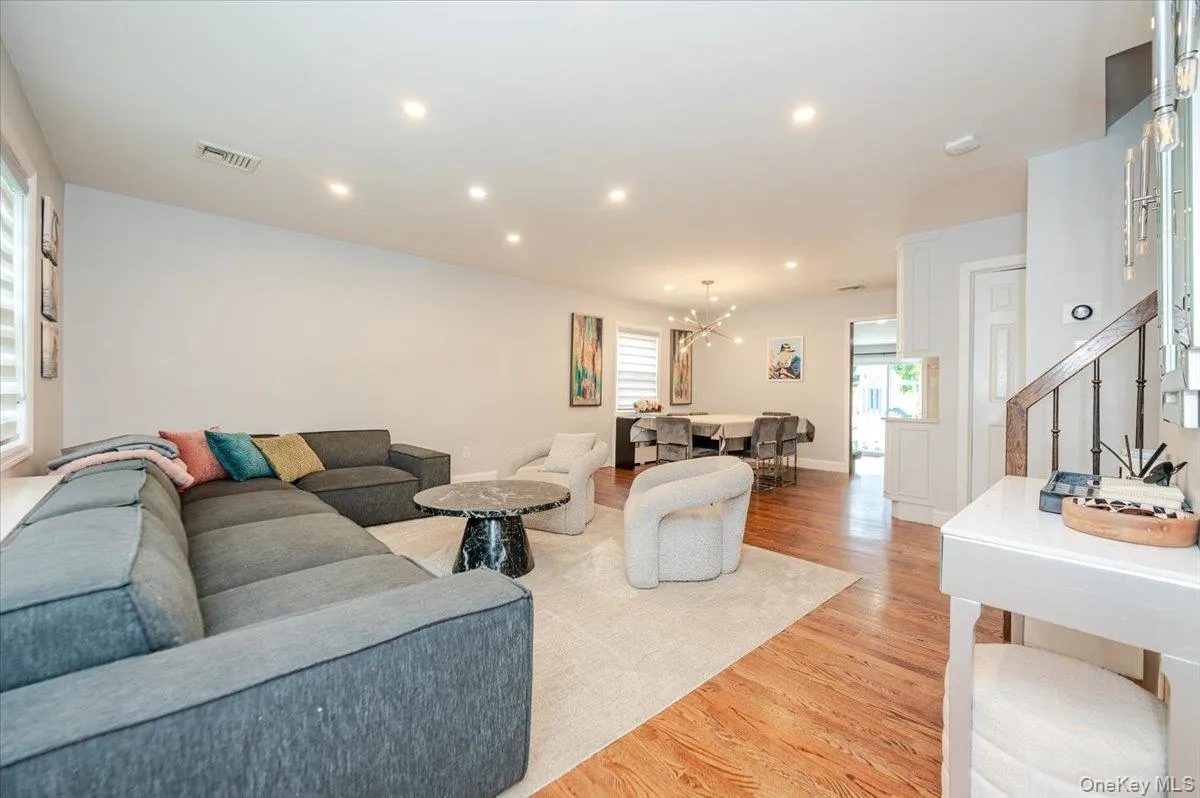 448 Westminster Road, Hempstead, NY, 4 Bedrooms Bedrooms, 8 Rooms Rooms,2 BathroomsBathrooms,Residential,For Rent,Westminster,0,1039648 448 Westminster Road, Hempstead, NY, 4 Bedrooms Bedrooms, 8 Rooms Rooms,2 BathroomsBathrooms,Residential,For Rent,Westminster,0,1039648
