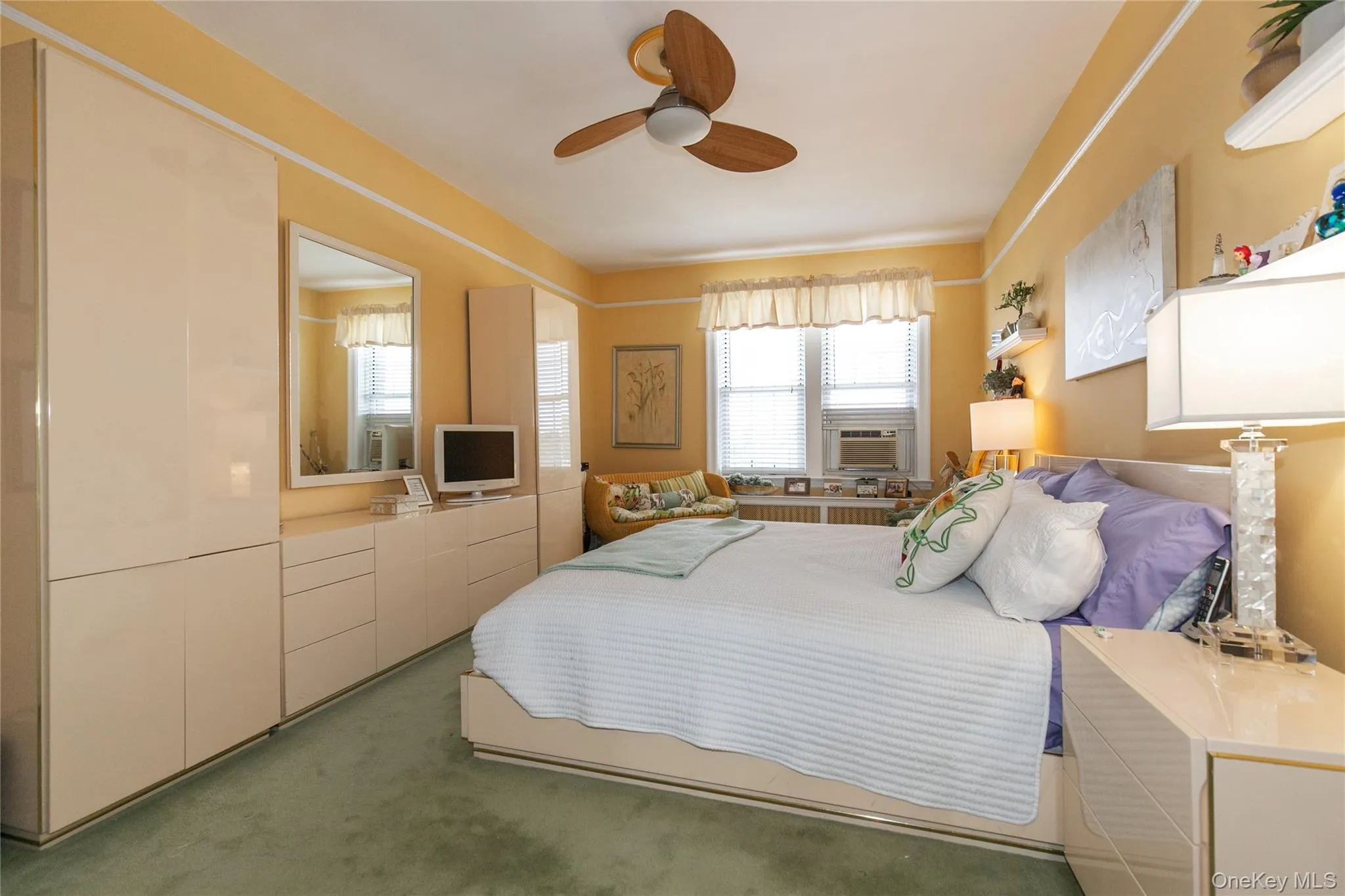 4 Maple Drive, North Hempstead, NY, 2 Bedrooms Bedrooms, 4 Rooms Rooms,1 BathroomBathrooms,Residential,For Rent,Maple,0,1039649 4 Maple Drive, North Hempstead, NY, 2 Bedrooms Bedrooms, 4 Rooms Rooms,1 BathroomBathrooms,Residential,For Rent,Maple,0,1039649