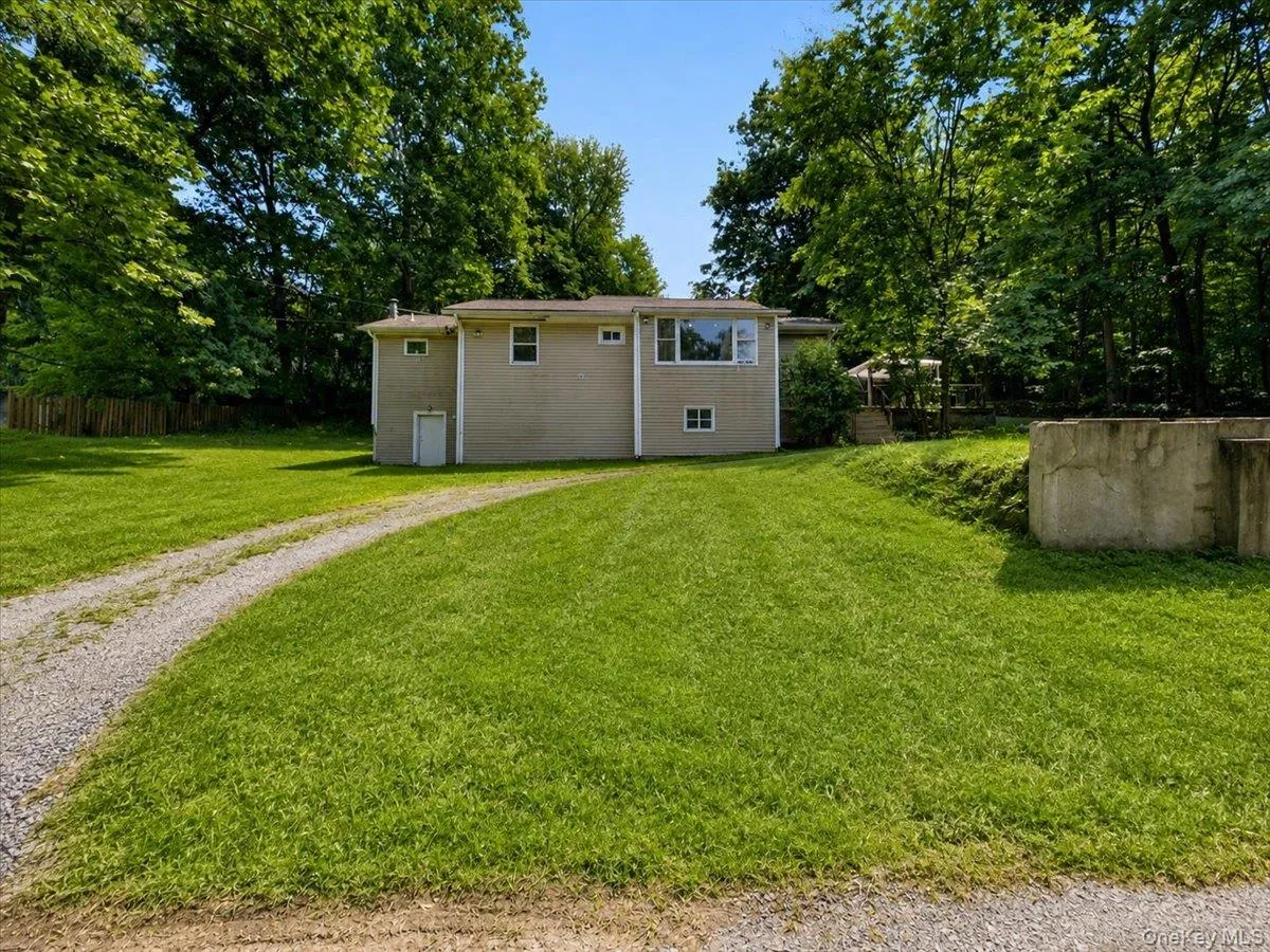 23 Sunrise Trail, Monroe, NY, 4 Bedrooms Bedrooms, 7 Rooms Rooms,3 BathroomsBathrooms,Residential,For Rent,Sunrise,0,1039653 23 Sunrise Trail, Monroe, NY, 4 Bedrooms Bedrooms, 7 Rooms Rooms,3 BathroomsBathrooms,Residential,For Rent,Sunrise,0,1039653