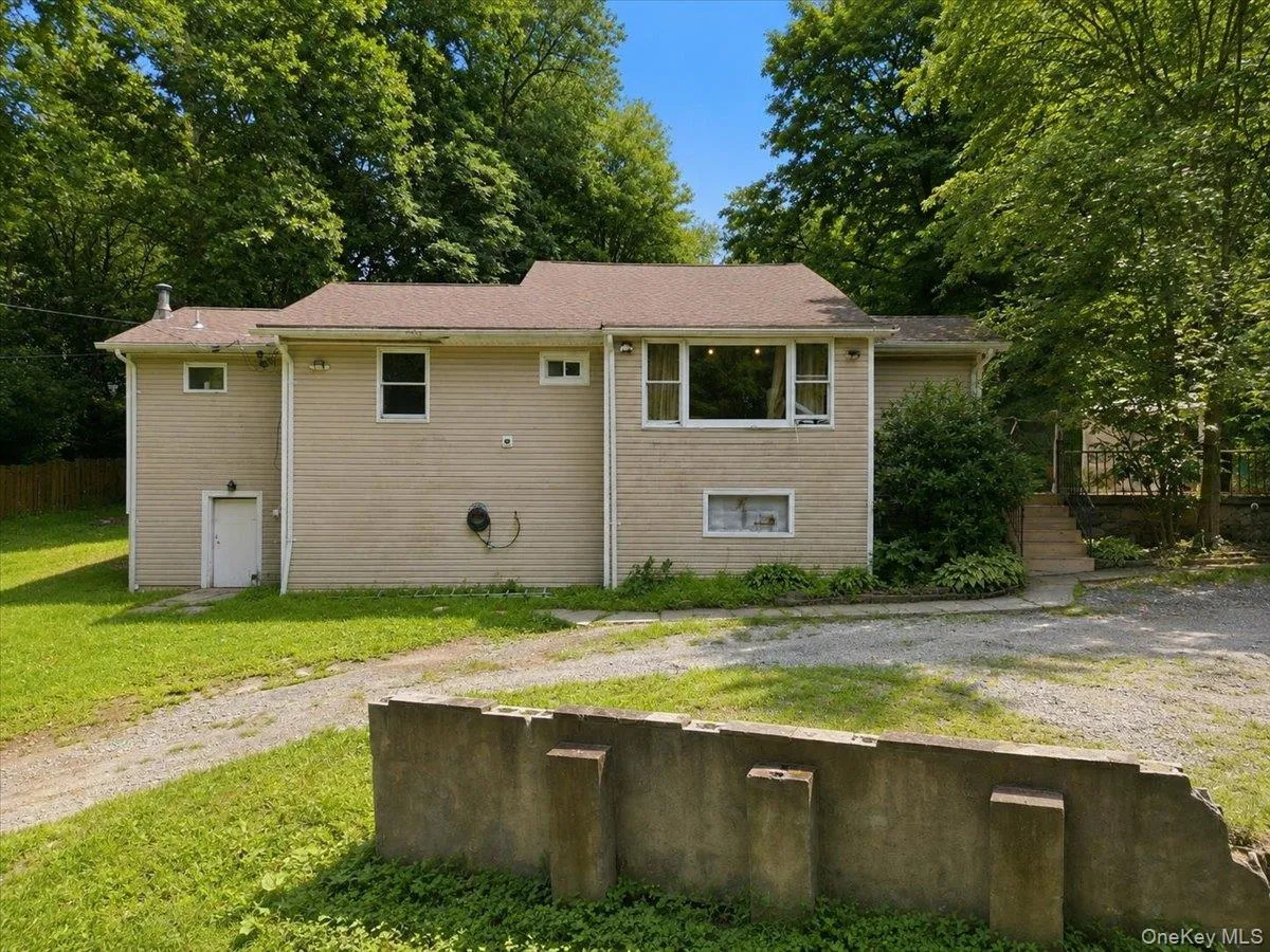 23 Sunrise Trail, Monroe, NY, 4 Bedrooms Bedrooms, 7 Rooms Rooms,3 BathroomsBathrooms,Residential,For Rent,Sunrise,0,1039653 23 Sunrise Trail, Monroe, NY, 4 Bedrooms Bedrooms, 7 Rooms Rooms,3 BathroomsBathrooms,Residential,For Rent,Sunrise,0,1039653