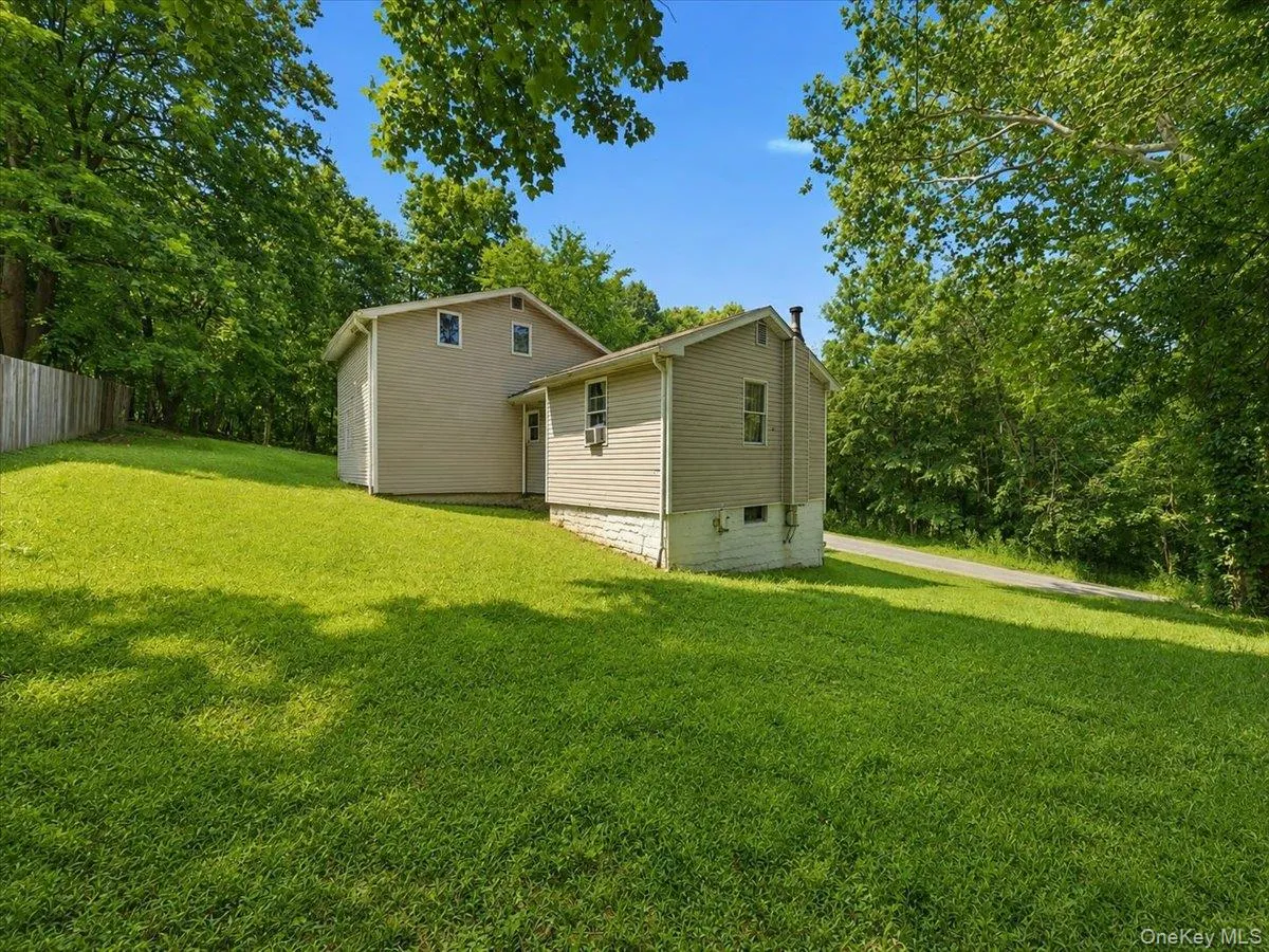 23 Sunrise Trail, Monroe, NY, 4 Bedrooms Bedrooms, 7 Rooms Rooms,3 BathroomsBathrooms,Residential,For Rent,Sunrise,0,1039653 23 Sunrise Trail, Monroe, NY, 4 Bedrooms Bedrooms, 7 Rooms Rooms,3 BathroomsBathrooms,Residential,For Rent,Sunrise,0,1039653