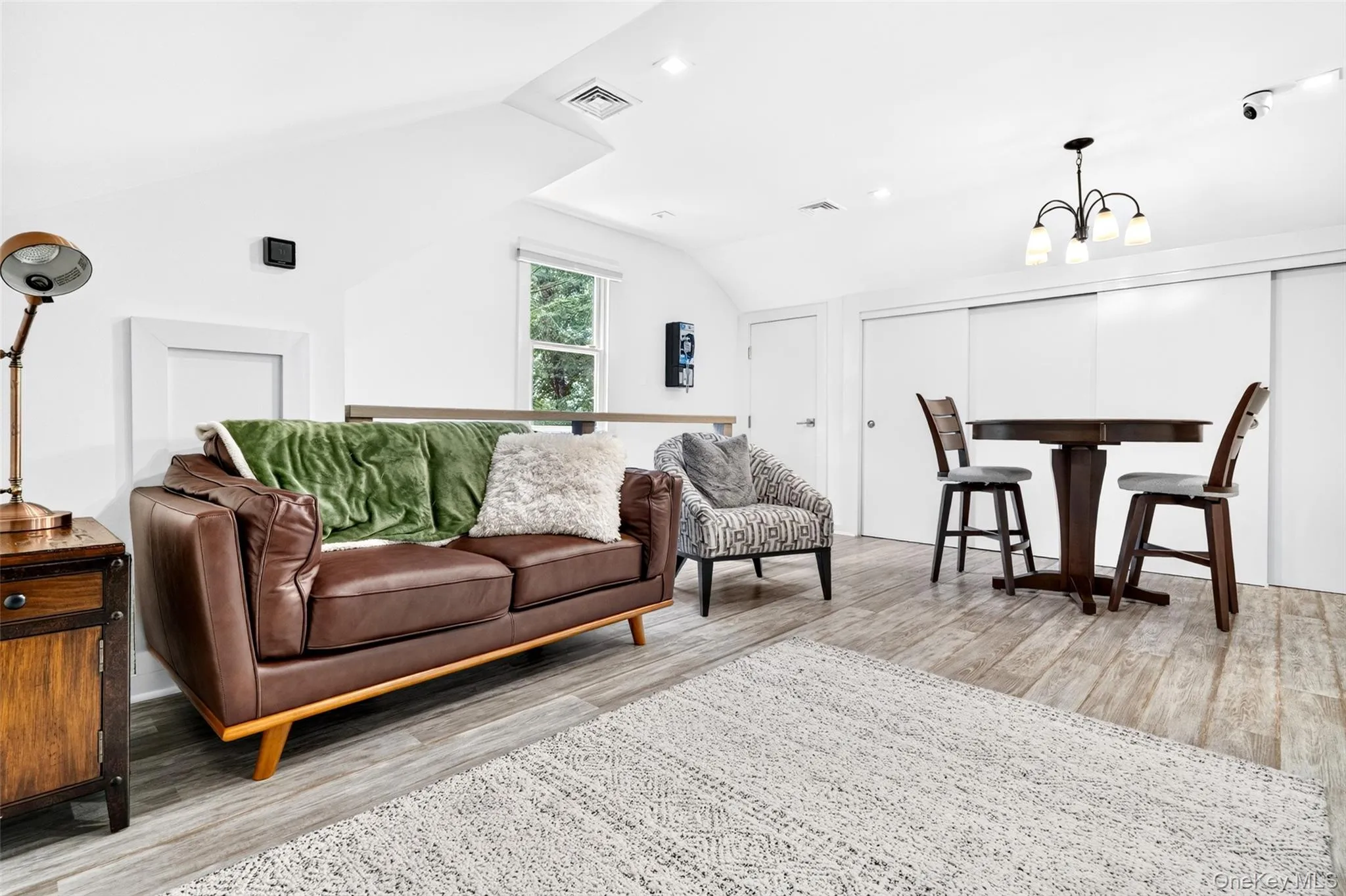401 Chestnut Ridge Road, Bedford, NY, 4 Bedrooms Bedrooms, 11 Rooms Rooms,4 BathroomsBathrooms,Residential,For Rent,Chestnut Ridge,0,1039655 401 Chestnut Ridge Road, Bedford, NY, 4 Bedrooms Bedrooms, 11 Rooms Rooms,4 BathroomsBathrooms,Residential,For Rent,Chestnut Ridge,0,1039655