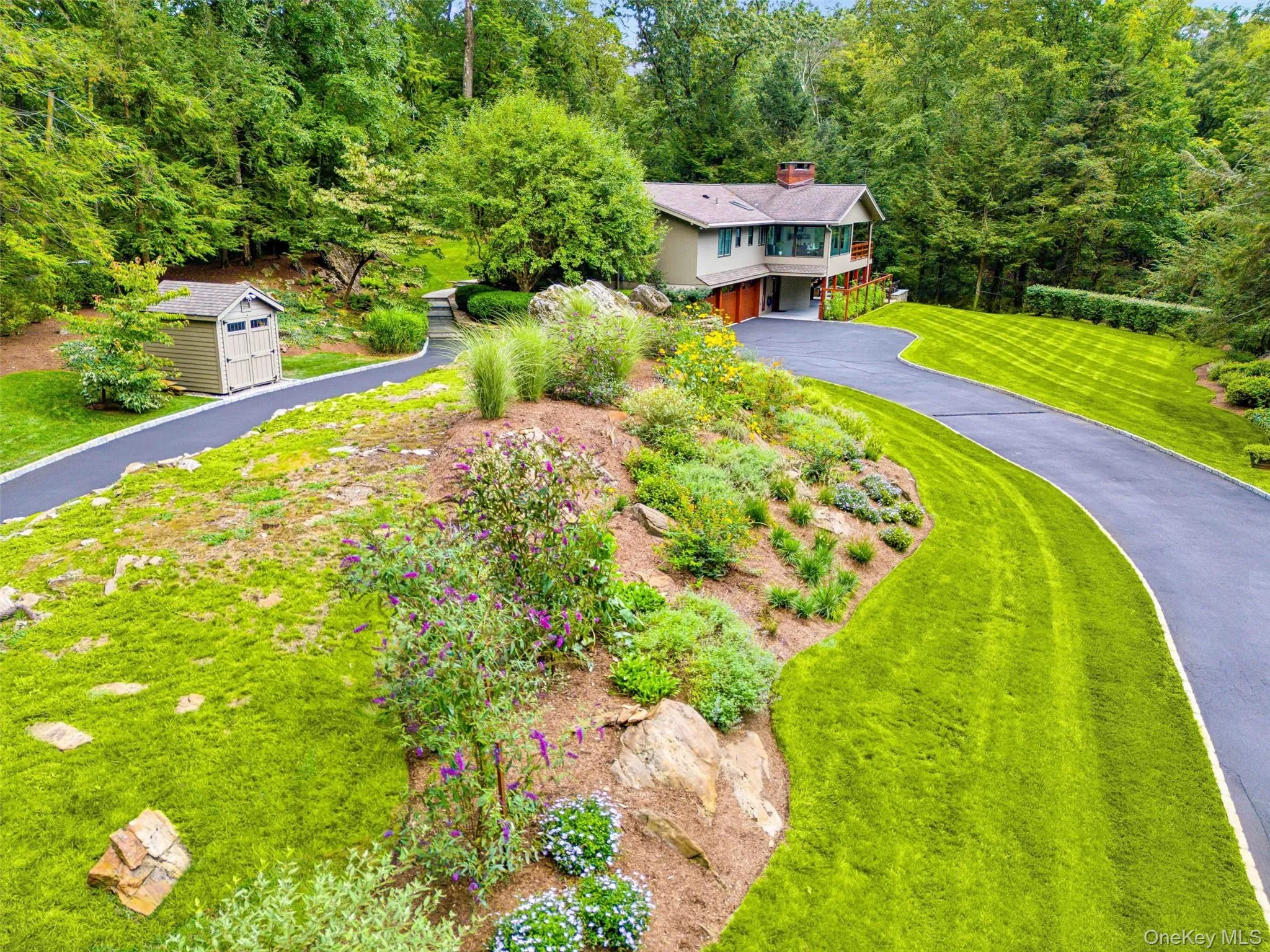 401 Chestnut Ridge Road, Bedford, NY, 4 Bedrooms Bedrooms, 11 Rooms Rooms,4 BathroomsBathrooms,Residential,For Rent,Chestnut Ridge,0,1039655 401 Chestnut Ridge Road, Bedford, NY, 4 Bedrooms Bedrooms, 11 Rooms Rooms,4 BathroomsBathrooms,Residential,For Rent,Chestnut Ridge,0,1039655