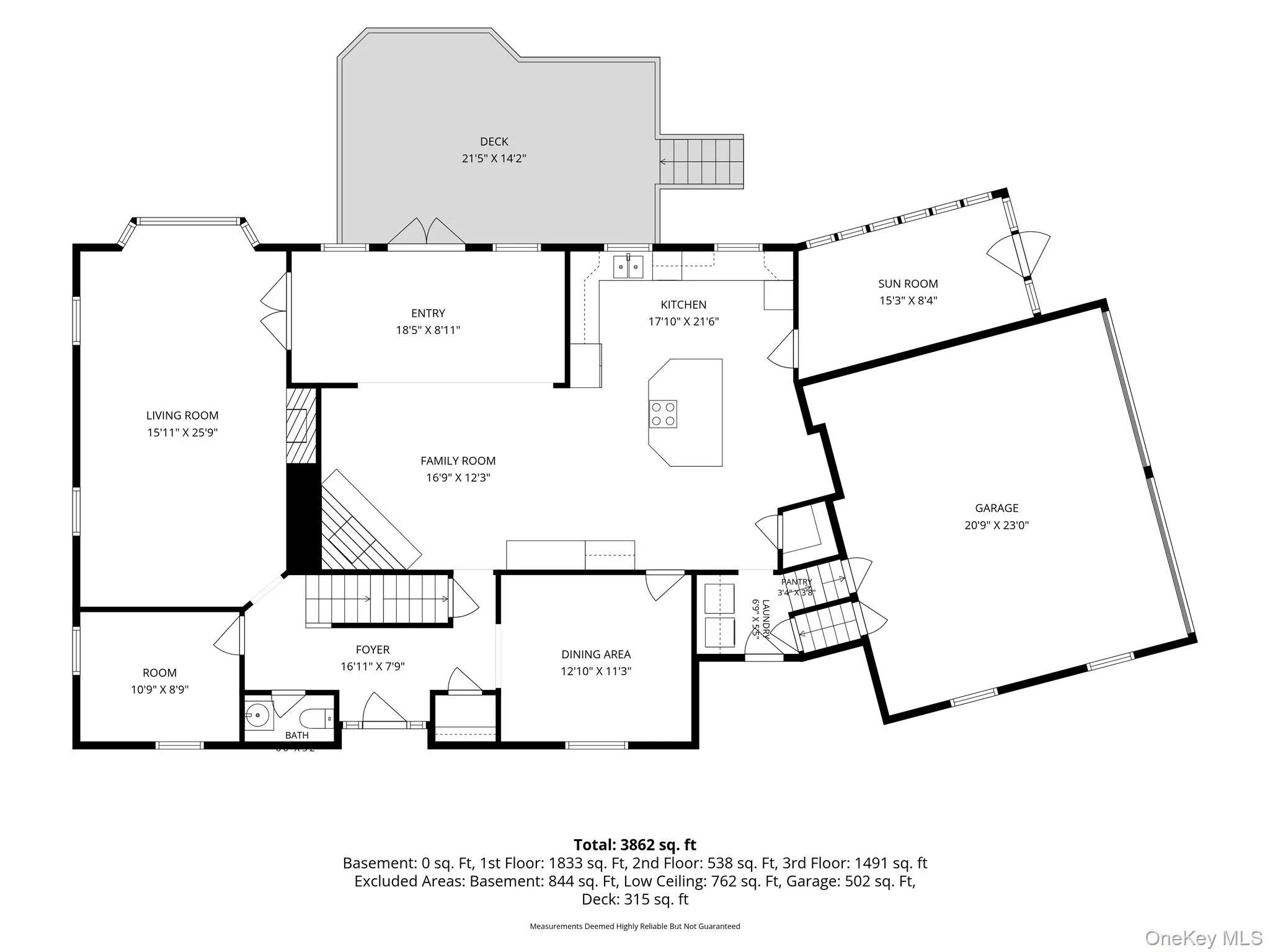 First Floor (Measured with CubiCasa). First Floor (Measured with CubiCasa).