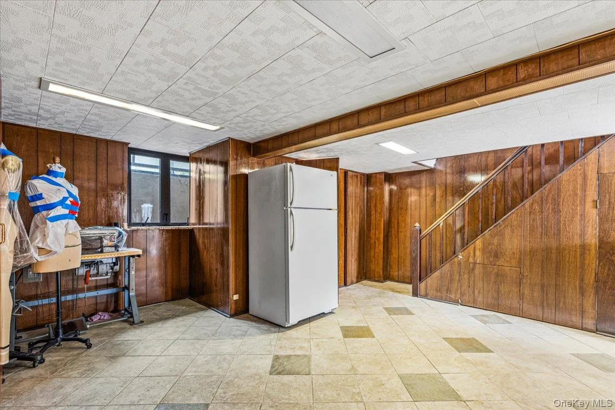 8288 61st Road, New York, NY, 2 Bedrooms Bedrooms, 9 Rooms Rooms,2 BathroomsBathrooms,Residential,For Rent,61st,0,1039660 8288 61st Road, New York, NY, 2 Bedrooms Bedrooms, 9 Rooms Rooms,2 BathroomsBathrooms,Residential,For Rent,61st,0,1039660