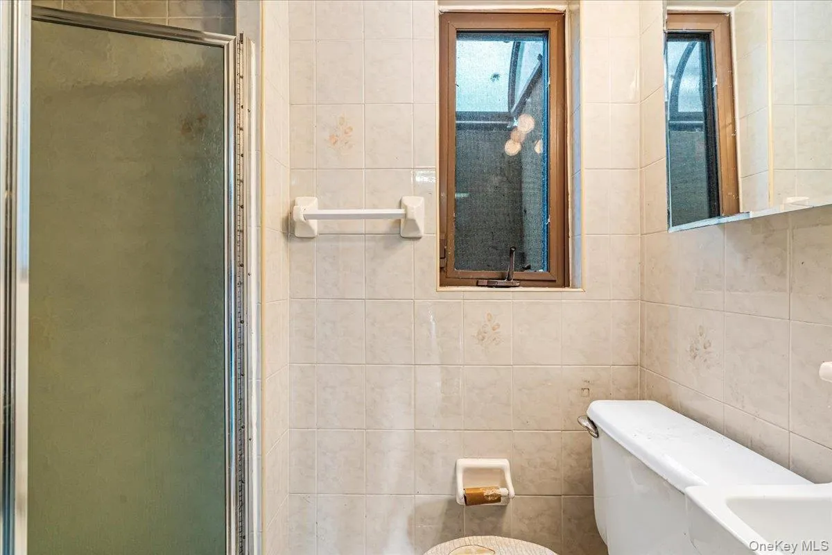 8288 61st Road, New York, NY, 2 Bedrooms Bedrooms, 9 Rooms Rooms,2 BathroomsBathrooms,Residential,For Rent,61st,0,1039660 8288 61st Road, New York, NY, 2 Bedrooms Bedrooms, 9 Rooms Rooms,2 BathroomsBathrooms,Residential,For Rent,61st,0,1039660