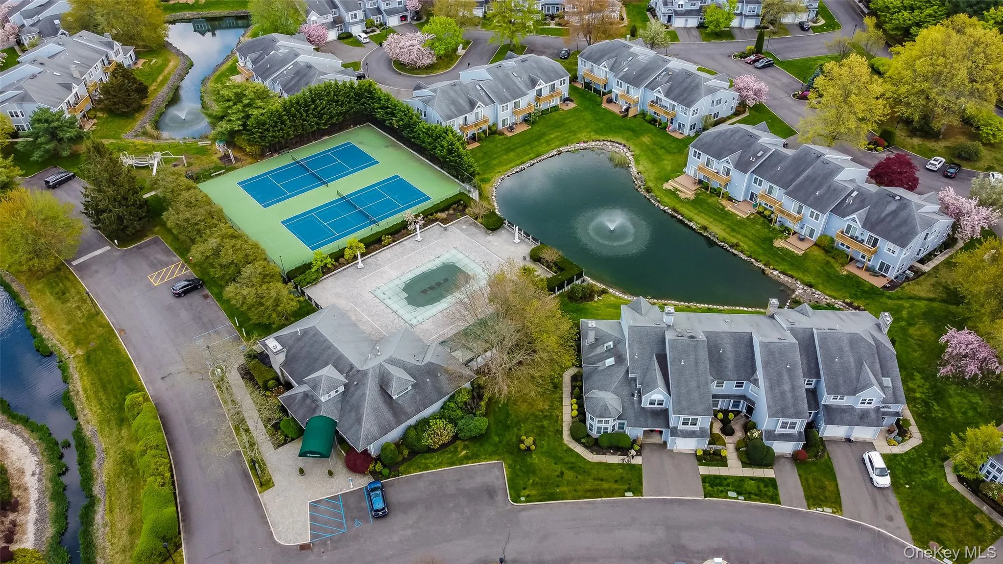 11 Lakebridge Drive, Smithtown, NY, 2 Bedrooms Bedrooms, 5 Rooms Rooms,2 BathroomsBathrooms,Residential,For Rent,Lakebridge,0,1039662 11 Lakebridge Drive, Smithtown, NY, 2 Bedrooms Bedrooms, 5 Rooms Rooms,2 BathroomsBathrooms,Residential,For Rent,Lakebridge,0,1039662