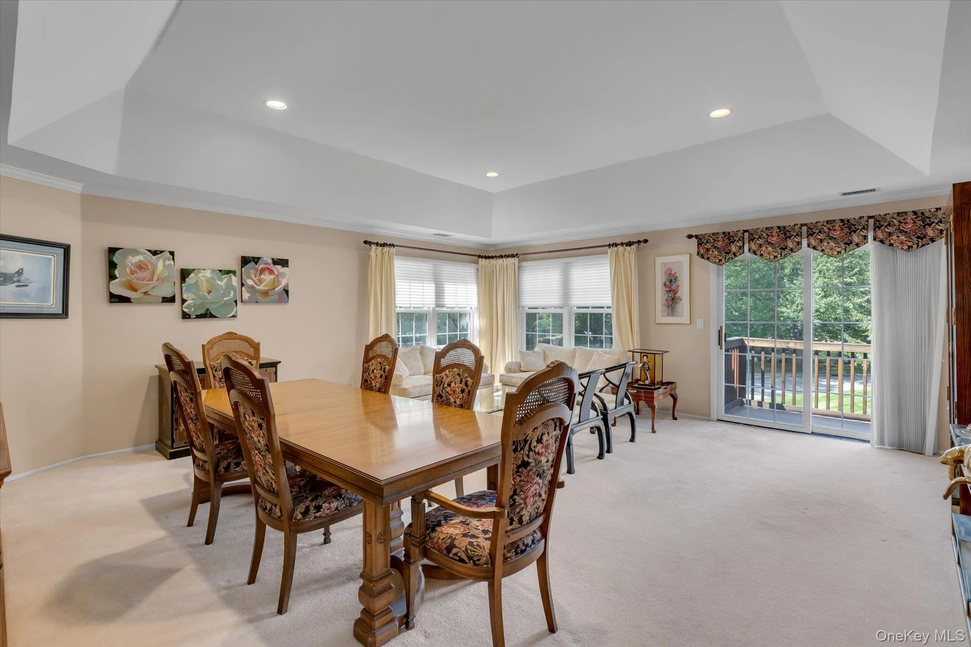 11 Lakebridge Drive, Smithtown, NY, 2 Bedrooms Bedrooms, 5 Rooms Rooms,2 BathroomsBathrooms,Residential,For Rent,Lakebridge,0,1039662 11 Lakebridge Drive, Smithtown, NY, 2 Bedrooms Bedrooms, 5 Rooms Rooms,2 BathroomsBathrooms,Residential,For Rent,Lakebridge,0,1039662