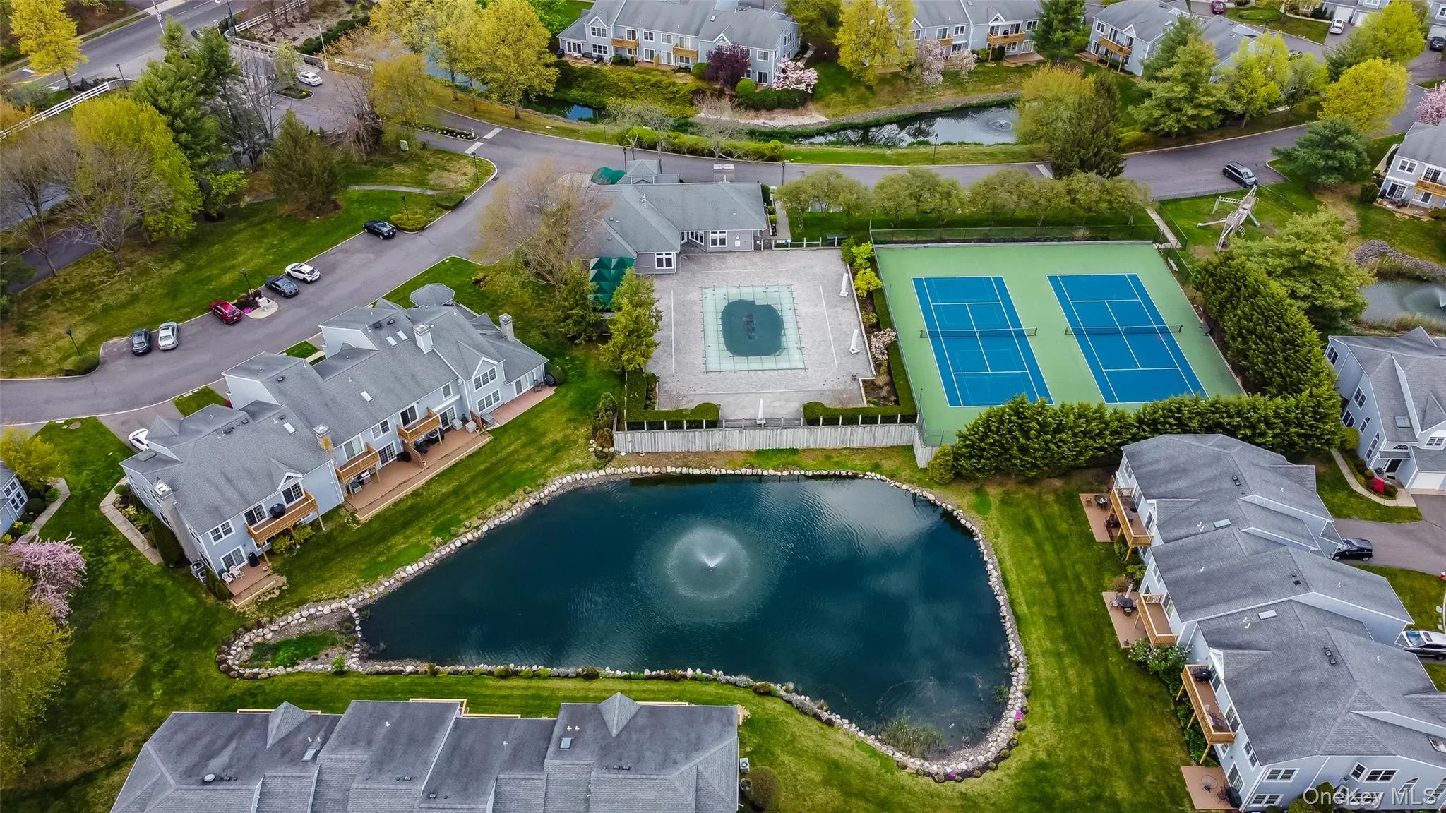 11 Lakebridge Drive, Smithtown, NY, 2 Bedrooms Bedrooms, 5 Rooms Rooms,2 BathroomsBathrooms,Residential,For Rent,Lakebridge,0,1039662 11 Lakebridge Drive, Smithtown, NY, 2 Bedrooms Bedrooms, 5 Rooms Rooms,2 BathroomsBathrooms,Residential,For Rent,Lakebridge,0,1039662