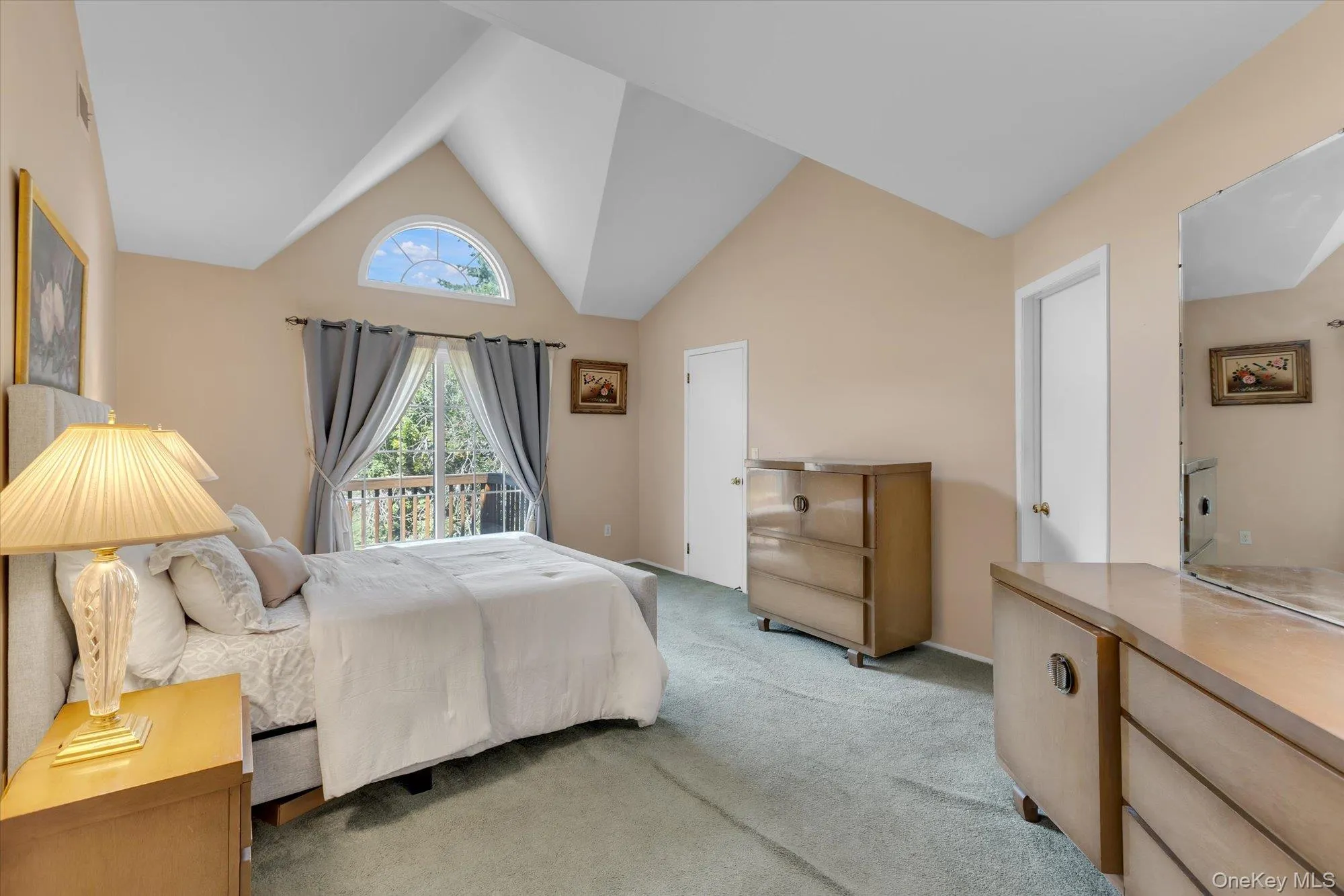 11 Lakebridge Drive, Smithtown, NY, 2 Bedrooms Bedrooms, 5 Rooms Rooms,2 BathroomsBathrooms,Residential,For Rent,Lakebridge,0,1039662 11 Lakebridge Drive, Smithtown, NY, 2 Bedrooms Bedrooms, 5 Rooms Rooms,2 BathroomsBathrooms,Residential,For Rent,Lakebridge,0,1039662
