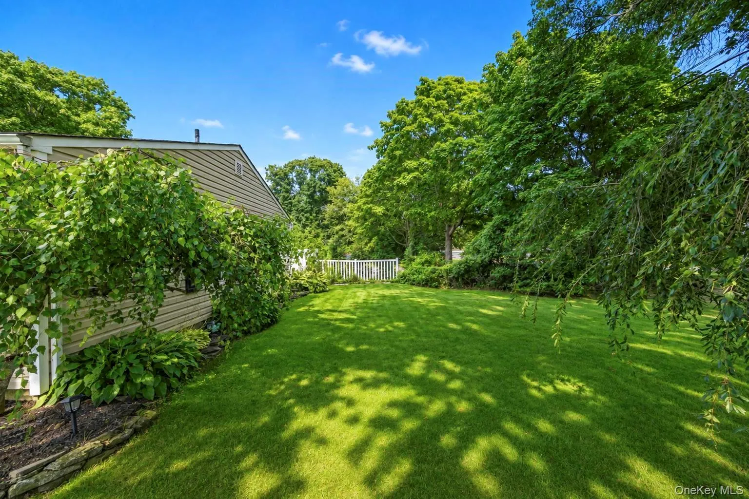 1 Lowell Road, Islip, NY, 3 Bedrooms Bedrooms, 7 Rooms Rooms,1 BathroomBathrooms,Residential,For Rent,Lowell,0,1039664 1 Lowell Road, Islip, NY, 3 Bedrooms Bedrooms, 7 Rooms Rooms,1 BathroomBathrooms,Residential,For Rent,Lowell,0,1039664