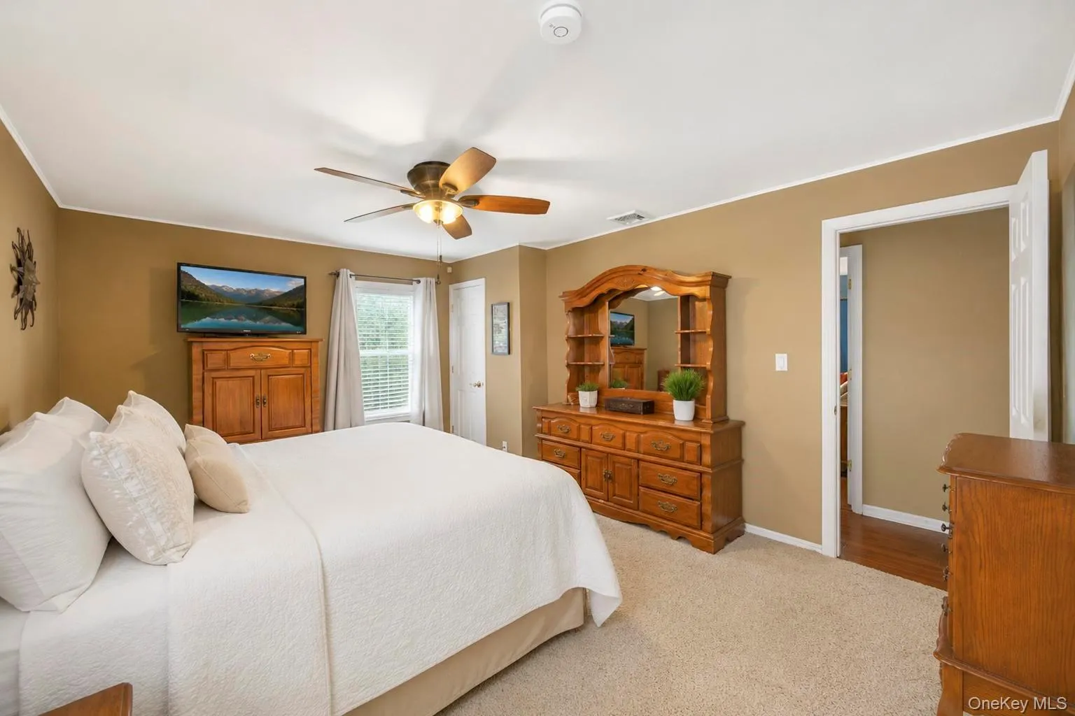 1 Lowell Road, Islip, NY, 3 Bedrooms Bedrooms, 7 Rooms Rooms,1 BathroomBathrooms,Residential,For Rent,Lowell,0,1039664 1 Lowell Road, Islip, NY, 3 Bedrooms Bedrooms, 7 Rooms Rooms,1 BathroomBathrooms,Residential,For Rent,Lowell,0,1039664