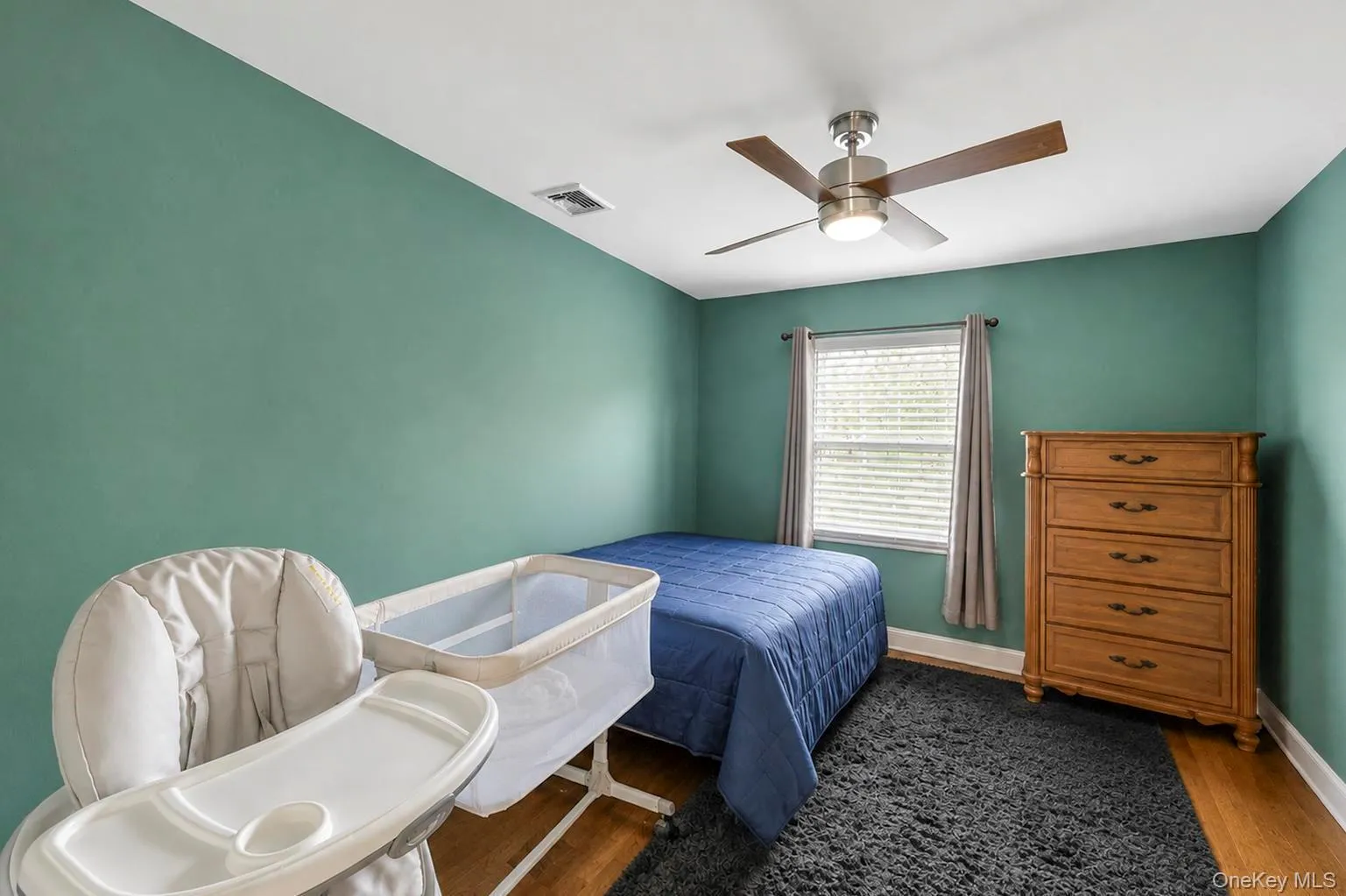 1 Lowell Road, Islip, NY, 3 Bedrooms Bedrooms, 7 Rooms Rooms,1 BathroomBathrooms,Residential,For Rent,Lowell,0,1039664 1 Lowell Road, Islip, NY, 3 Bedrooms Bedrooms, 7 Rooms Rooms,1 BathroomBathrooms,Residential,For Rent,Lowell,0,1039664