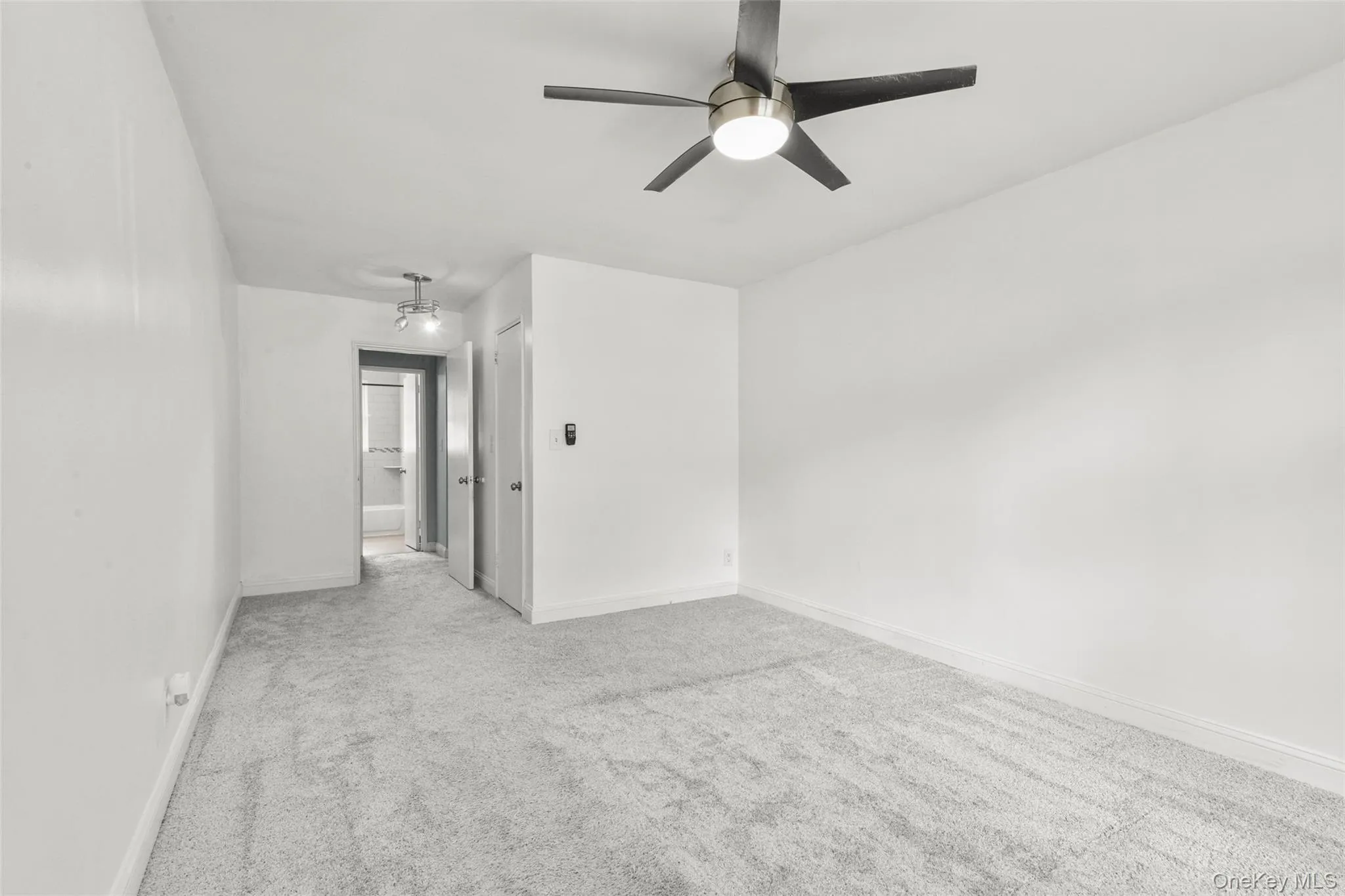 6 Avon Circle, Rye Town, NY, 1 Bedroom Bedrooms, 3 Rooms Rooms,1 BathroomBathrooms,Residential,For Rent,Avon,0,1039666 6 Avon Circle, Rye Town, NY, 1 Bedroom Bedrooms, 3 Rooms Rooms,1 BathroomBathrooms,Residential,For Rent,Avon,0,1039666