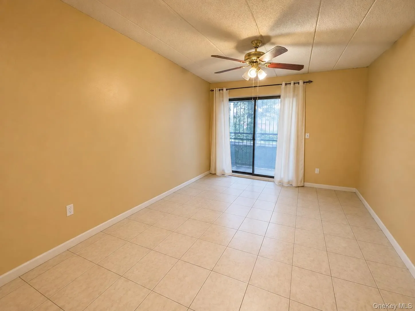54-09 108th Street, New York, NY, 1 Bedroom Bedrooms, 4 Rooms Rooms,1 BathroomBathrooms,Residential,For Rent,108th,0,1039667 54-09 108th Street, New York, NY, 1 Bedroom Bedrooms, 4 Rooms Rooms,1 BathroomBathrooms,Residential,For Rent,108th,0,1039667