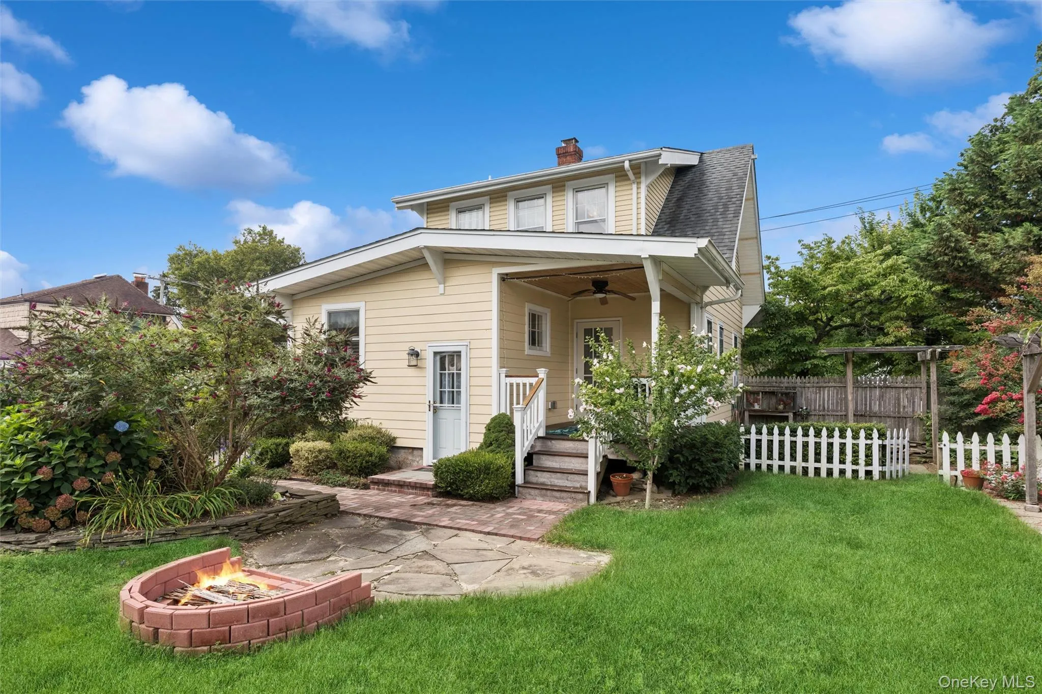 87 Islip Avenue, Islip, NY, 2 Bedrooms Bedrooms, 5 Rooms Rooms,2 BathroomsBathrooms,Residential,For Rent,Islip,0,1039668 87 Islip Avenue, Islip, NY, 2 Bedrooms Bedrooms, 5 Rooms Rooms,2 BathroomsBathrooms,Residential,For Rent,Islip,0,1039668