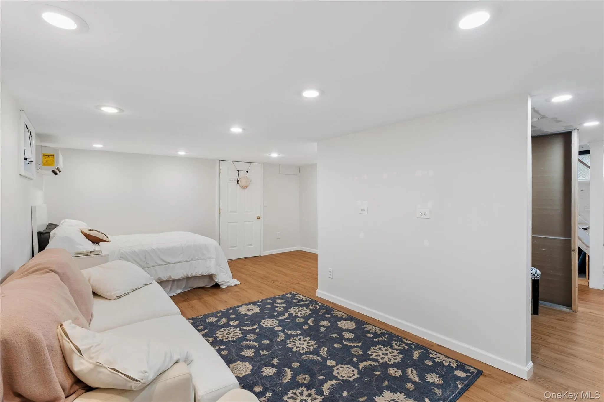 87 Islip Avenue, Islip, NY, 2 Bedrooms Bedrooms, 5 Rooms Rooms,2 BathroomsBathrooms,Residential,For Rent,Islip,0,1039668 87 Islip Avenue, Islip, NY, 2 Bedrooms Bedrooms, 5 Rooms Rooms,2 BathroomsBathrooms,Residential,For Rent,Islip,0,1039668