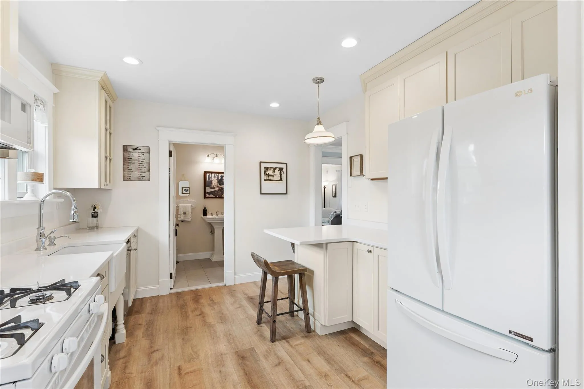 87 Islip Avenue, Islip, NY, 2 Bedrooms Bedrooms, 5 Rooms Rooms,2 BathroomsBathrooms,Residential,For Rent,Islip,0,1039668 87 Islip Avenue, Islip, NY, 2 Bedrooms Bedrooms, 5 Rooms Rooms,2 BathroomsBathrooms,Residential,For Rent,Islip,0,1039668
