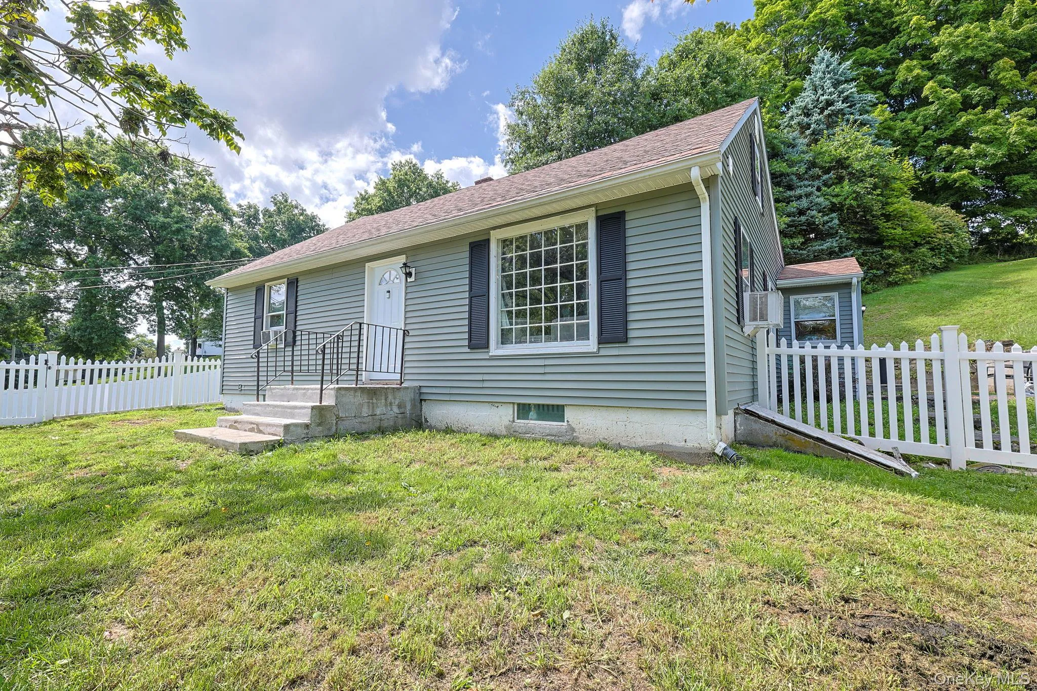 16 Clove Road, Blooming Grove, NY, 3 Bedrooms Bedrooms, 6 Rooms Rooms,1 BathroomBathrooms,Residential,For Rent,Clove,0,1039669 16 Clove Road, Blooming Grove, NY, 3 Bedrooms Bedrooms, 6 Rooms Rooms,1 BathroomBathrooms,Residential,For Rent,Clove,0,1039669