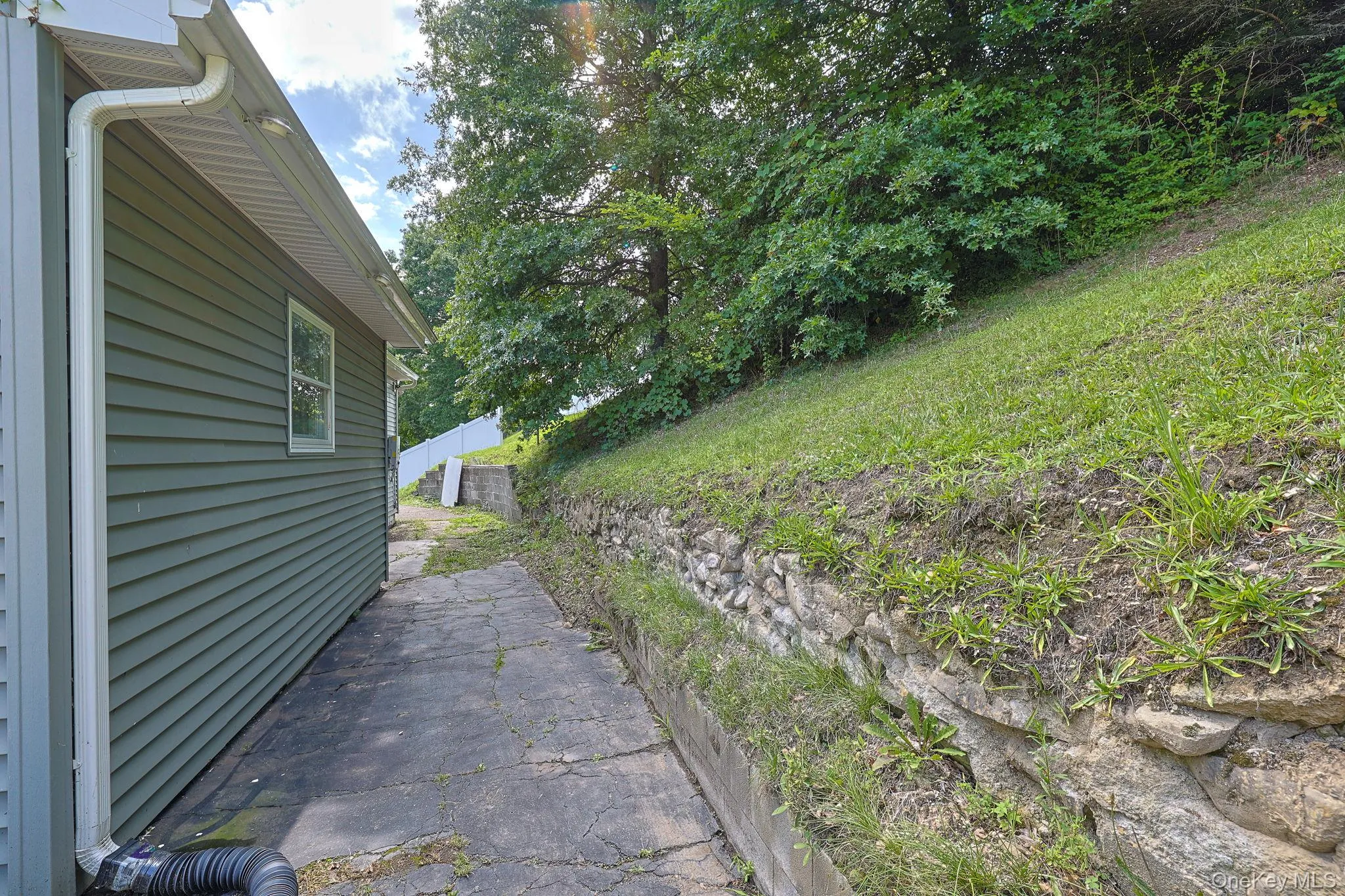16 Clove Road, Blooming Grove, NY, 3 Bedrooms Bedrooms, 6 Rooms Rooms,1 BathroomBathrooms,Residential,For Rent,Clove,0,1039669 16 Clove Road, Blooming Grove, NY, 3 Bedrooms Bedrooms, 6 Rooms Rooms,1 BathroomBathrooms,Residential,For Rent,Clove,0,1039669