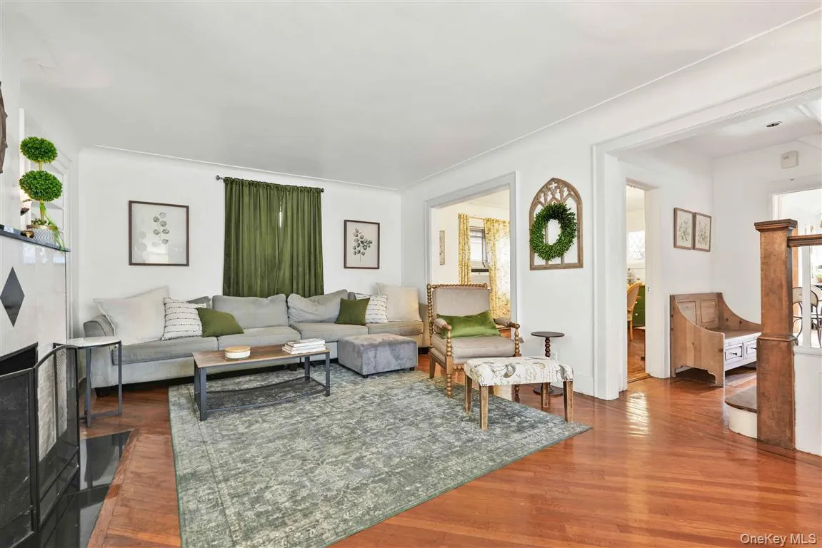 84-44 118th Street, New York, NY, 4 Bedrooms Bedrooms, 9 Rooms Rooms,3 BathroomsBathrooms,Residential,For Rent,118th,0,1039670 84-44 118th Street, New York, NY, 4 Bedrooms Bedrooms, 9 Rooms Rooms,3 BathroomsBathrooms,Residential,For Rent,118th,0,1039670