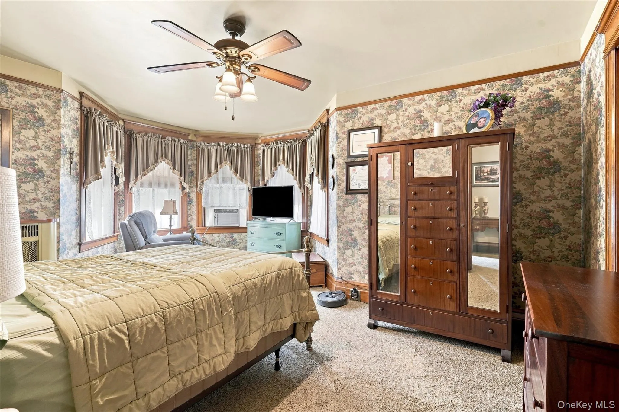 349 Albany Avenue, Kingston, NY, 3 Bedrooms Bedrooms, 10 Rooms Rooms,1 BathroomBathrooms,Residential,For Rent,Albany,0,1039671 349 Albany Avenue, Kingston, NY, 3 Bedrooms Bedrooms, 10 Rooms Rooms,1 BathroomBathrooms,Residential,For Rent,Albany,0,1039671
