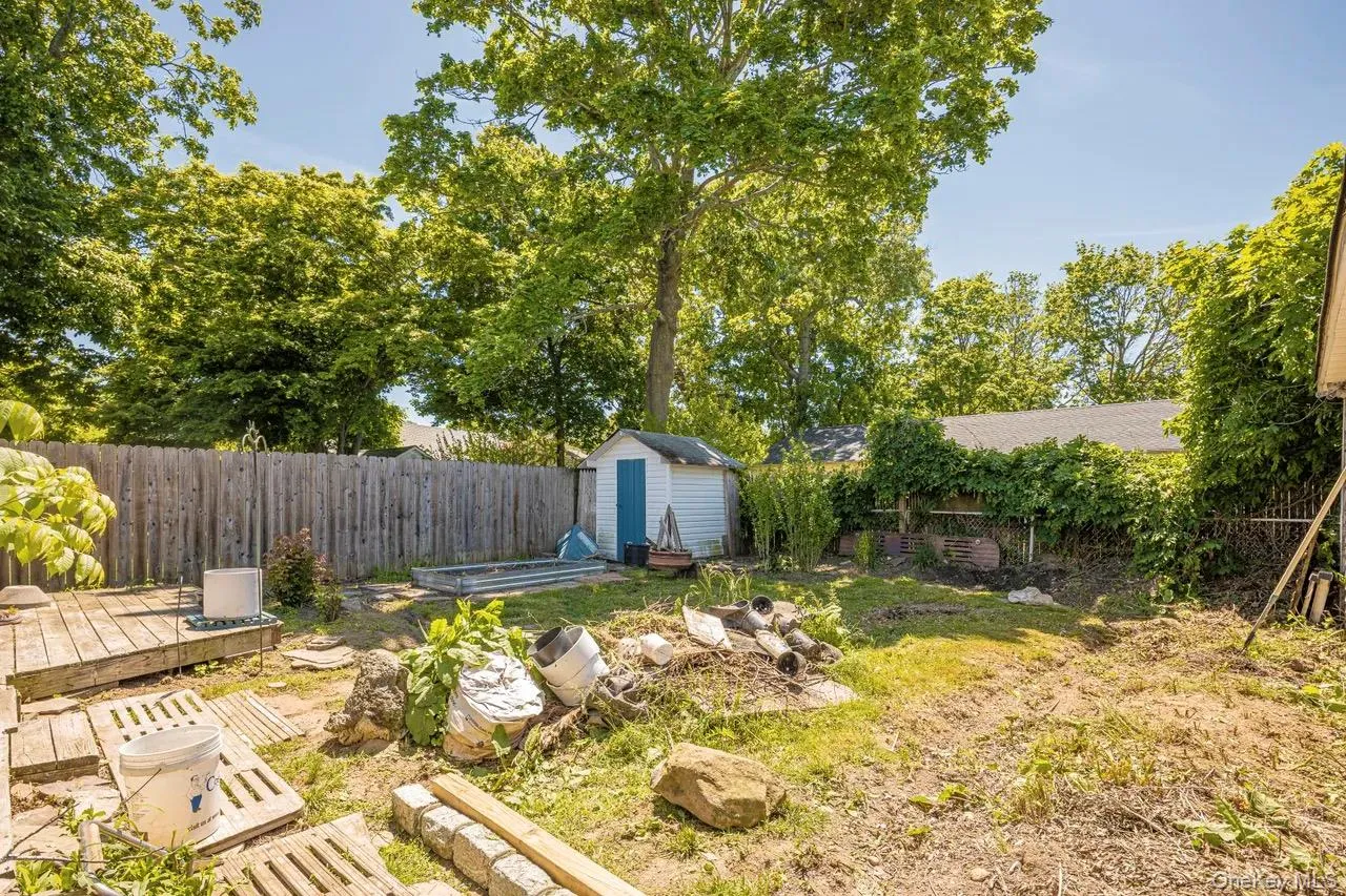 278 Elm Road, Brookhaven, NY, 2 Bedrooms Bedrooms, 4 Rooms Rooms,1 BathroomBathrooms,Residential,For Rent,Elm,0,1039676 278 Elm Road, Brookhaven, NY, 2 Bedrooms Bedrooms, 4 Rooms Rooms,1 BathroomBathrooms,Residential,For Rent,Elm,0,1039676