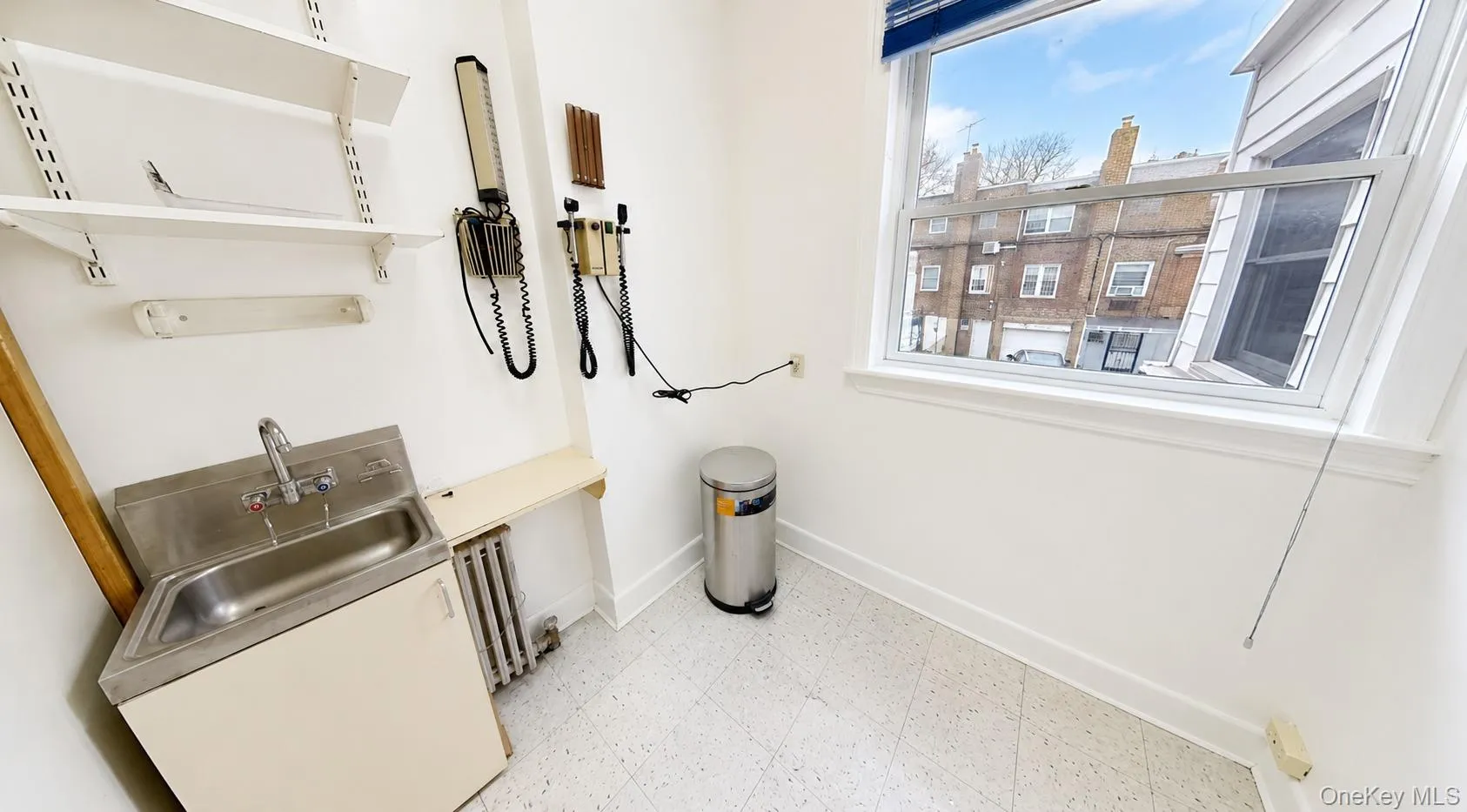 144-10 Jewel Avenue, New York, NY, 6 Bedrooms Bedrooms, 10 Rooms Rooms,2 BathroomsBathrooms,Residential,For Rent,Jewel,0,1039677 144-10 Jewel Avenue, New York, NY, 6 Bedrooms Bedrooms, 10 Rooms Rooms,2 BathroomsBathrooms,Residential,For Rent,Jewel,0,1039677