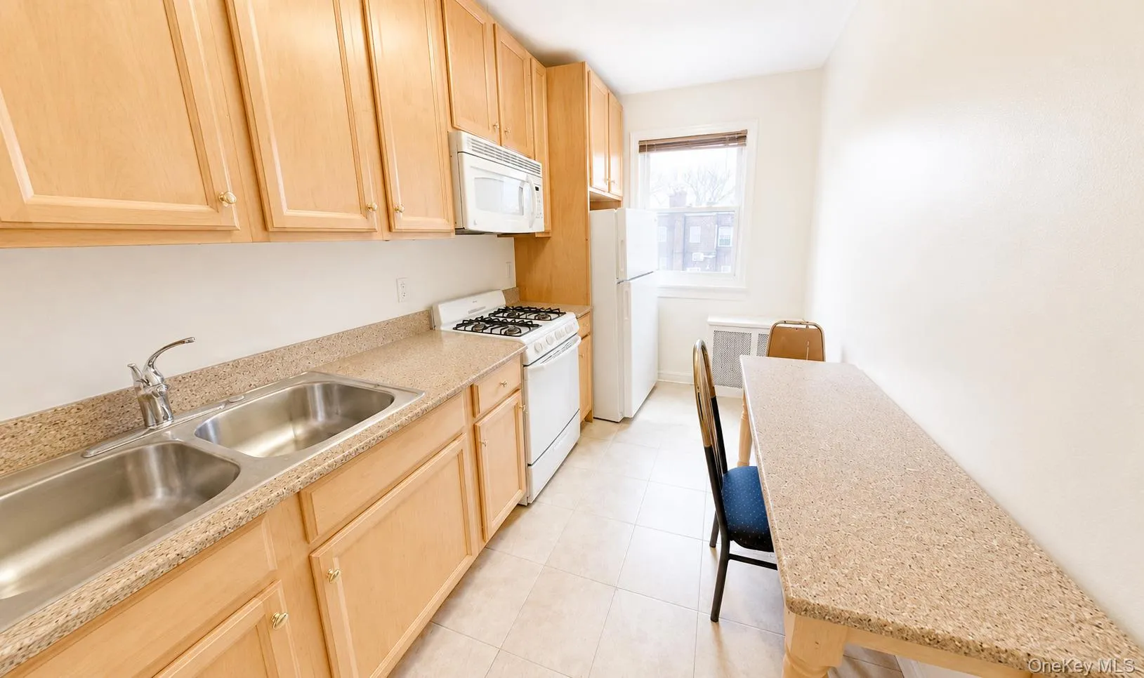 144-10 Jewel Avenue, New York, NY, 6 Bedrooms Bedrooms, 10 Rooms Rooms,2 BathroomsBathrooms,Residential,For Rent,Jewel,0,1039677 144-10 Jewel Avenue, New York, NY, 6 Bedrooms Bedrooms, 10 Rooms Rooms,2 BathroomsBathrooms,Residential,For Rent,Jewel,0,1039677