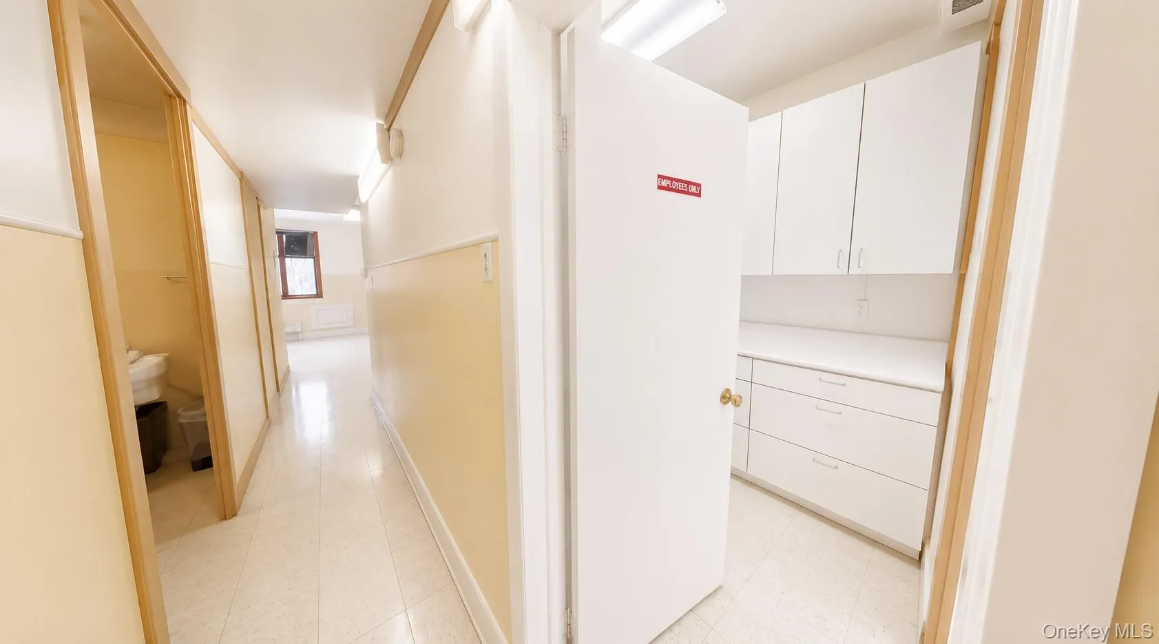 144-10 Jewel Avenue, New York, NY, 6 Bedrooms Bedrooms, 10 Rooms Rooms,2 BathroomsBathrooms,Residential,For Rent,Jewel,0,1039677 144-10 Jewel Avenue, New York, NY, 6 Bedrooms Bedrooms, 10 Rooms Rooms,2 BathroomsBathrooms,Residential,For Rent,Jewel,0,1039677