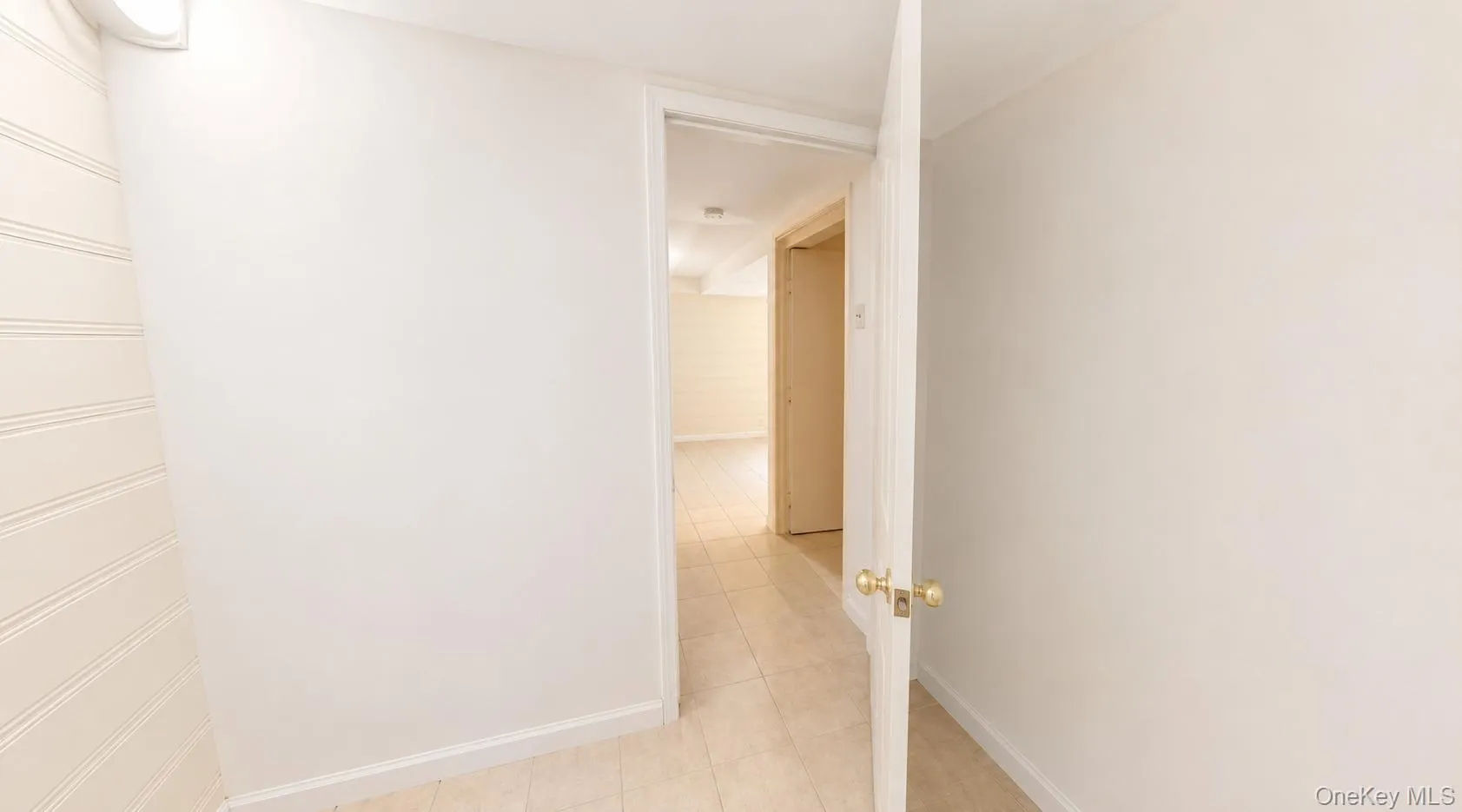 144-10 Jewel Avenue, New York, NY, 6 Bedrooms Bedrooms, 10 Rooms Rooms,2 BathroomsBathrooms,Residential,For Rent,Jewel,0,1039677 144-10 Jewel Avenue, New York, NY, 6 Bedrooms Bedrooms, 10 Rooms Rooms,2 BathroomsBathrooms,Residential,For Rent,Jewel,0,1039677
